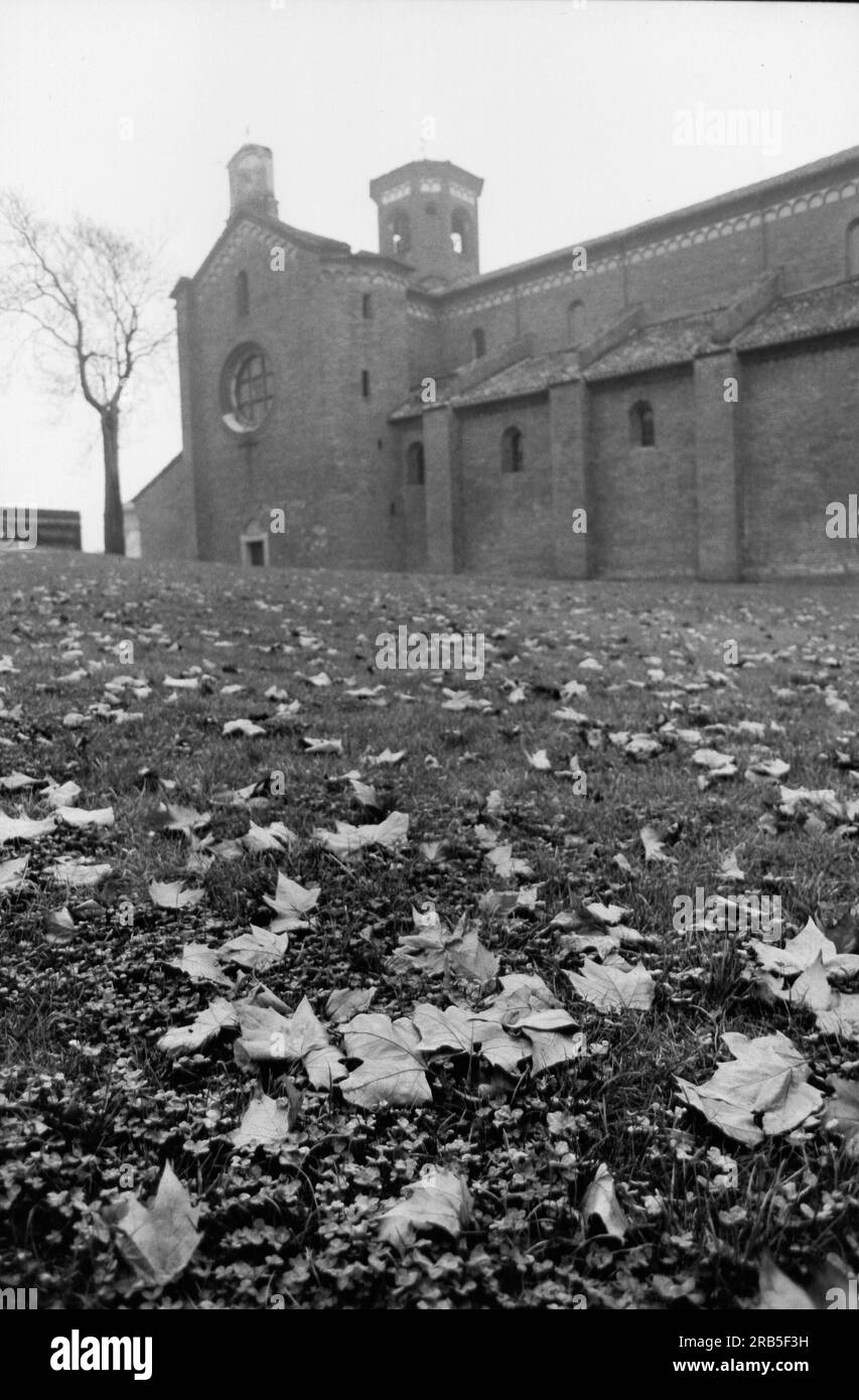 Europa. Italia. Lombardia. Parco del Ticino. Abbazia di Morimondo Foto Stock