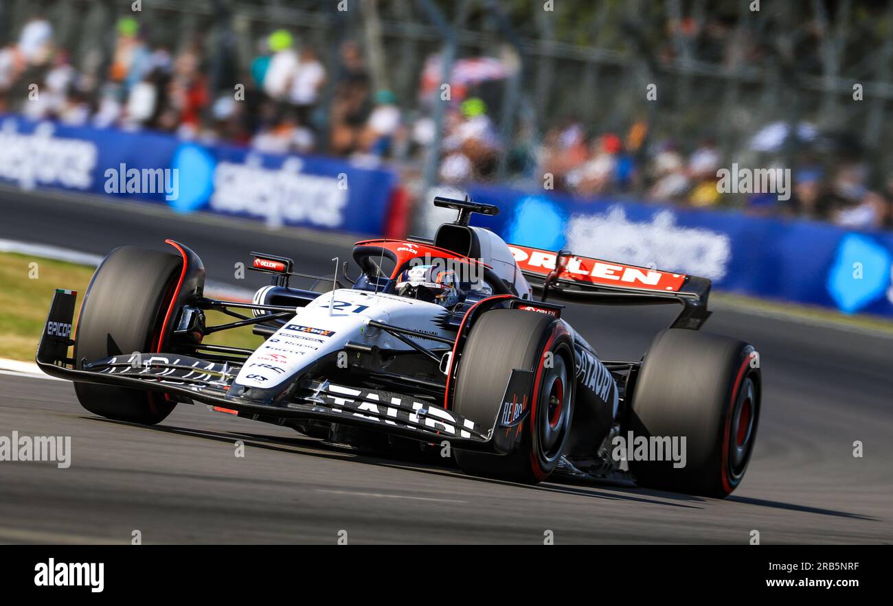 Nyck de Vries di AlphaTauri durante le due prove davanti al Gran Premio di Gran Bretagna 2023 a Silverstone, Towcester. Data immagine: Venerdì 7 luglio 2022. Foto Stock