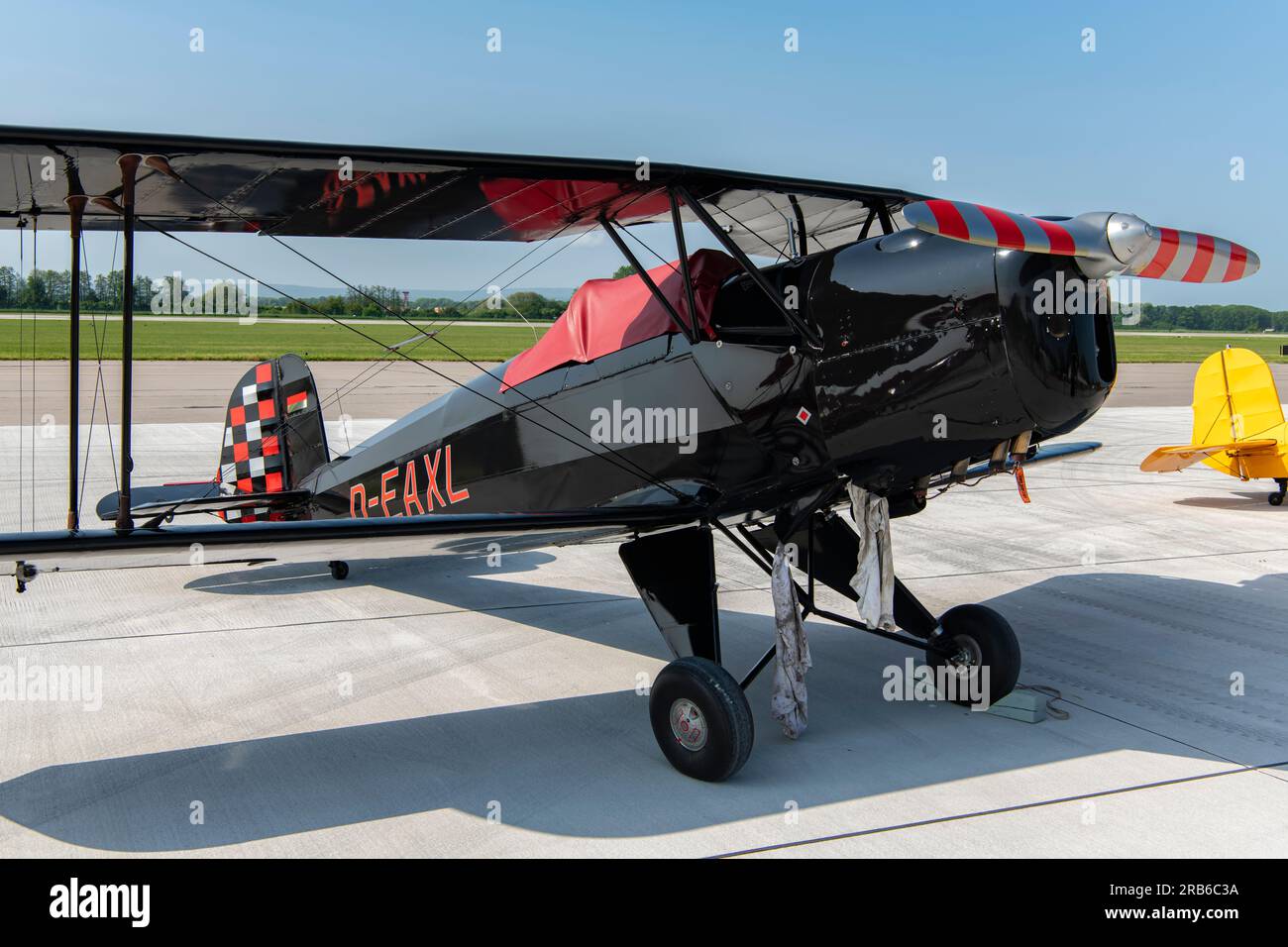 Bucker Bu 131 Jungmann al Pardubice Air Show 2023 a Pardubice, Repubblica Ceca Foto Stock