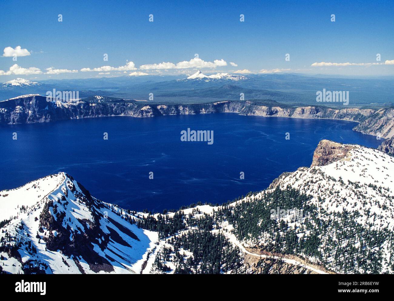 Immagini aeree di Crater Lake, Oregon, Stati Uniti Foto Stock