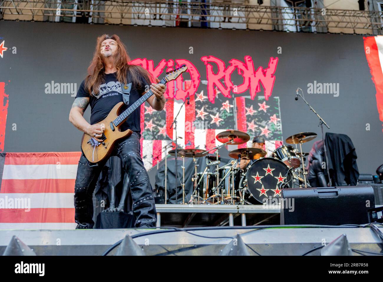 Italia 29 giugno 2023 Skid Row - atto di apertura per KISS - live in Piazza Napoleone Lucca © Andrea Ripamonti / Alamy Foto Stock