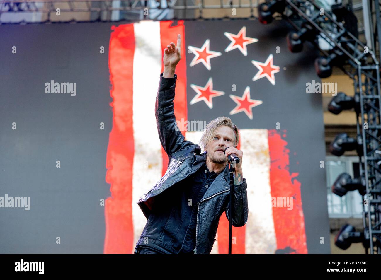 Italia 29 giugno 2023 Skid Row - atto di apertura per KISS - live in Piazza Napoleone Lucca © Andrea Ripamonti / Alamy Foto Stock