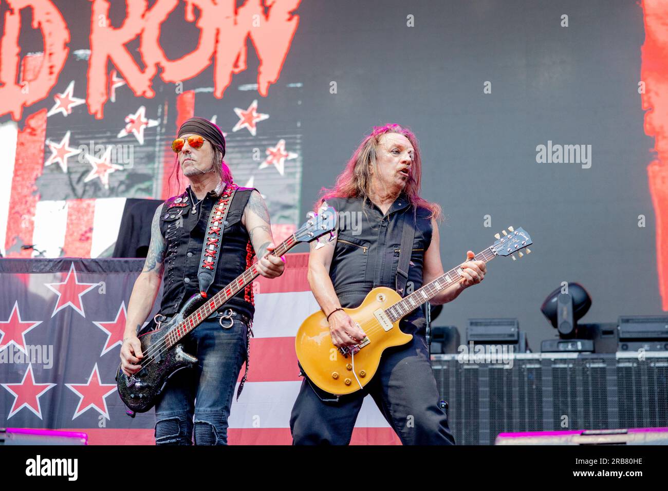 Italia 29 giugno 2023 Skid Row - atto di apertura per KISS - live in Piazza Napoleone Lucca © Andrea Ripamonti / Alamy Foto Stock