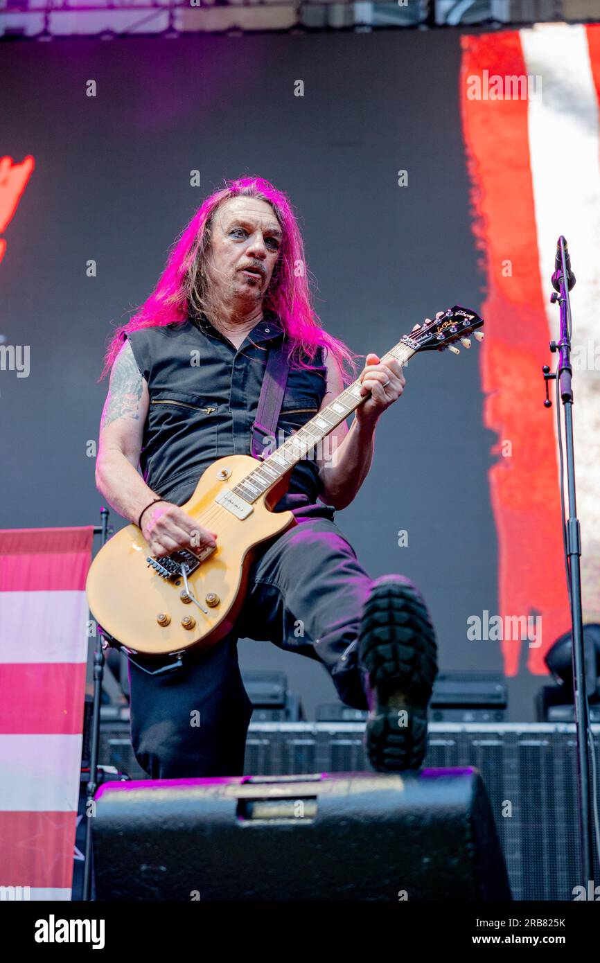 Italia 29 giugno 2023 Skid Row - atto di apertura per KISS - live in Piazza Napoleone Lucca © Andrea Ripamonti / Alamy Foto Stock