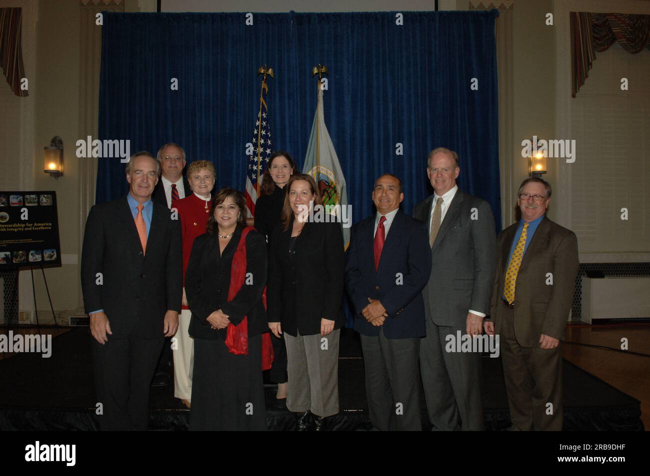 Evento che segna la pubblicazione della relazione sulle prestazioni e la responsabilità degli interni per l'esercizio fiscale 2007, con osservazioni del segretario Dirk Kempthorne, del vicesegretario P. Lynn Scarlett, del vicesegretario associato James Cason e di altri alti funzionari Foto Stock