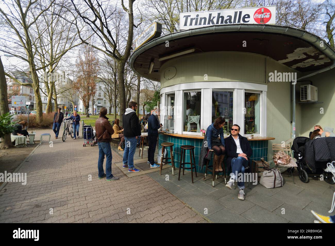 Chioschi classici di Fein Trinkhalle – chiamati anche Trinkhalle o Wasserhäuschen Frankfurt am Main, Germania Foto Stock