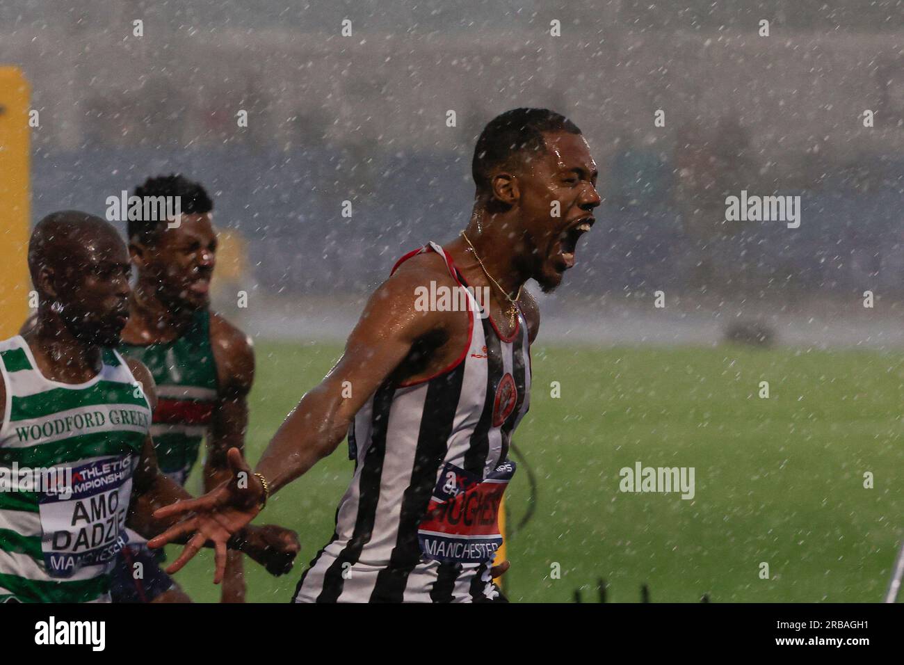 Zharnel Hughes vince la finale maschile di 100m durante i Campionati di atletica leggera del Regno Unito alla Manchester Regional Arena, Manchester, Regno Unito, 8 luglio 2023. (Foto di Conor Molloy/News Images) Foto Stock