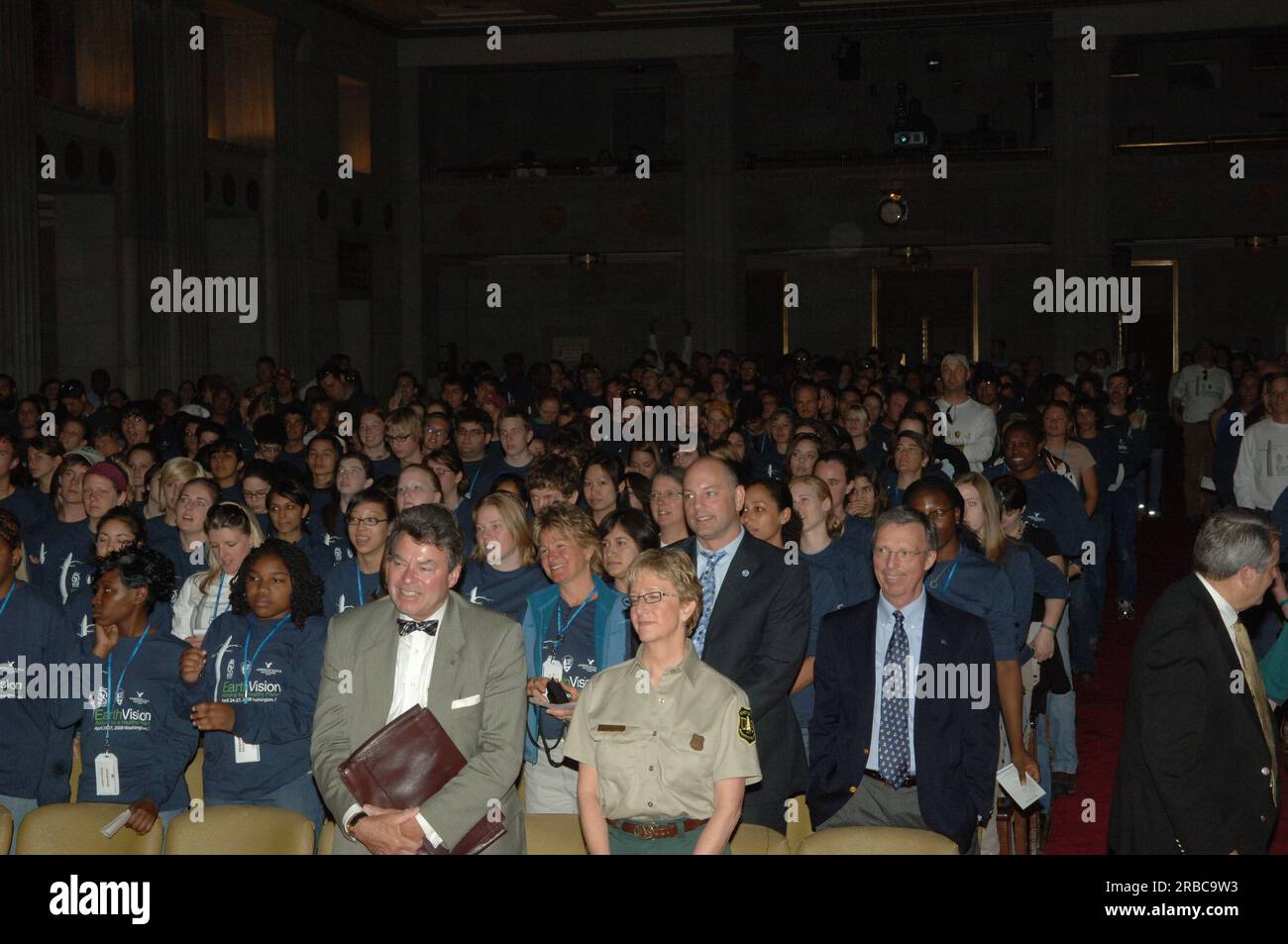 Eventi presso Main Interior e dintorni che celebrano il 50° anniversario della Student Conservation Association (SCA) e della sua partnership con il National Park Service, con il segretario Dirk Kempthorne, il direttore del National Park Service Mary Bomar e il vice direttore Lyndi Harvey, il direttore del Fish and Wildlife Service H. Dale Hall, U.S. Mark Myers, direttore del servizio forestale Sally Collins, membro del Congresso di Washington Norman Dicks e fondatore di SCA Elizabeth Cushman Titus Putnam, tra i dignitari che si uniscono a più di 500 studenti leader ambientali provenienti da tutta la nazione. Studenti par Foto Stock