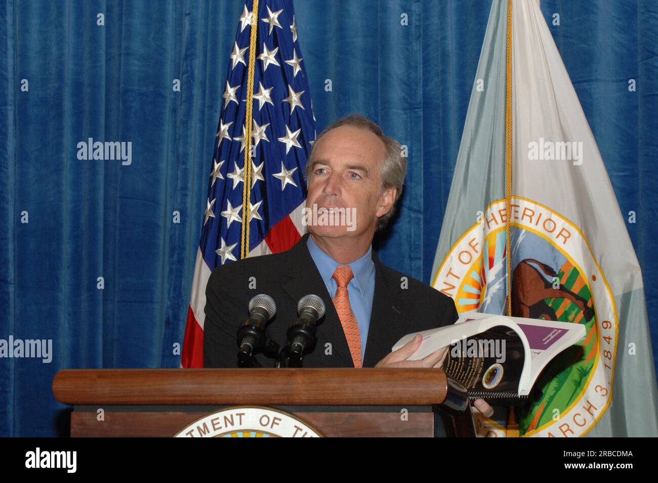 Evento che segna la pubblicazione della relazione sulle prestazioni e la responsabilità degli interni per l'esercizio fiscale 2007, con osservazioni del segretario Dirk Kempthorne, del vicesegretario P. Lynn Scarlett, del vicesegretario associato James Cason e di altri alti funzionari Foto Stock