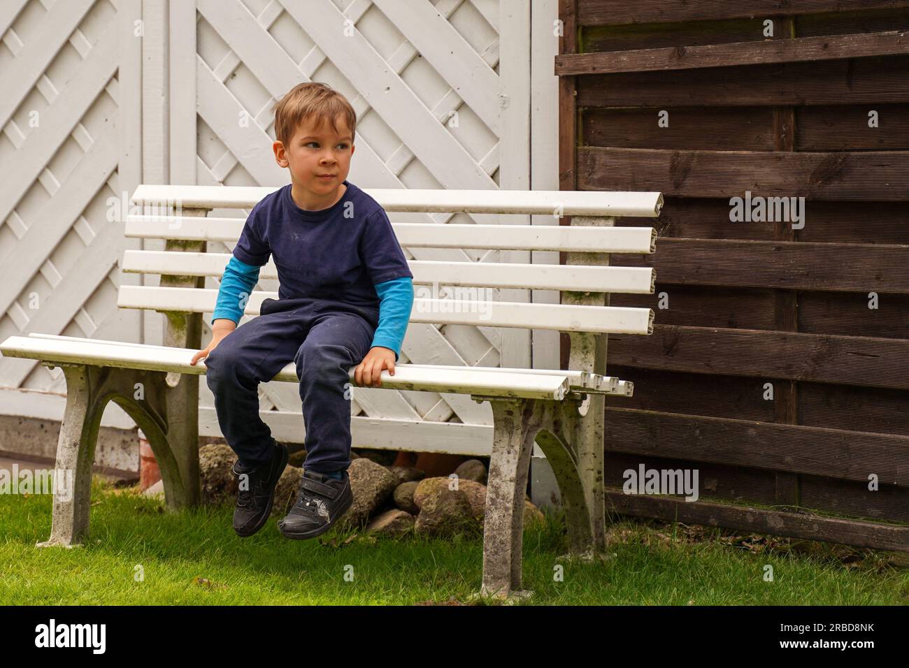 Panchina In Legno Bianco Stile Retrò Per Foto Di Bambini – Accessorio Per Servizi Fotografici E Ricordi