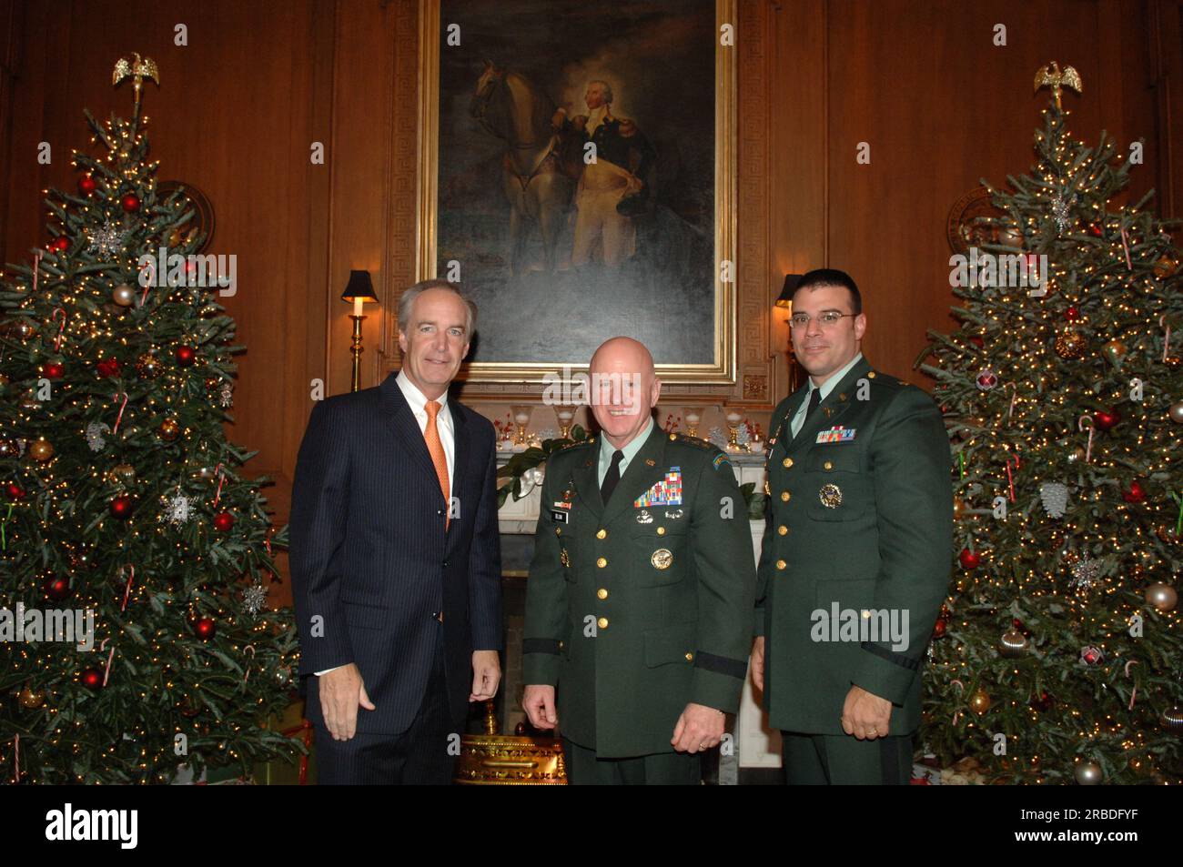 Il segretario Dirk Kempthorne riceve una visita presso gli interni principali dagli Stati Uniti Tenente generale dell'esercito H. Steven Blum, capo del National Guard Bureau Foto Stock