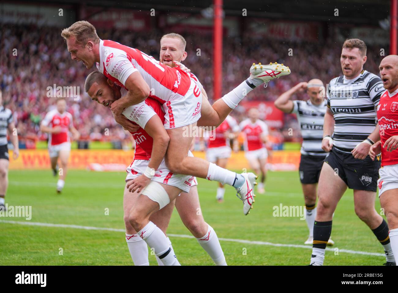 Hull, Regno Unito. 9 luglio 2023. Betfred Super League: Hull KR contro Hull FC. Jack Walker, Hull KR, celebra il suo tentativo. Crediti: Paul Whitehurst/Alamy Live News Foto Stock