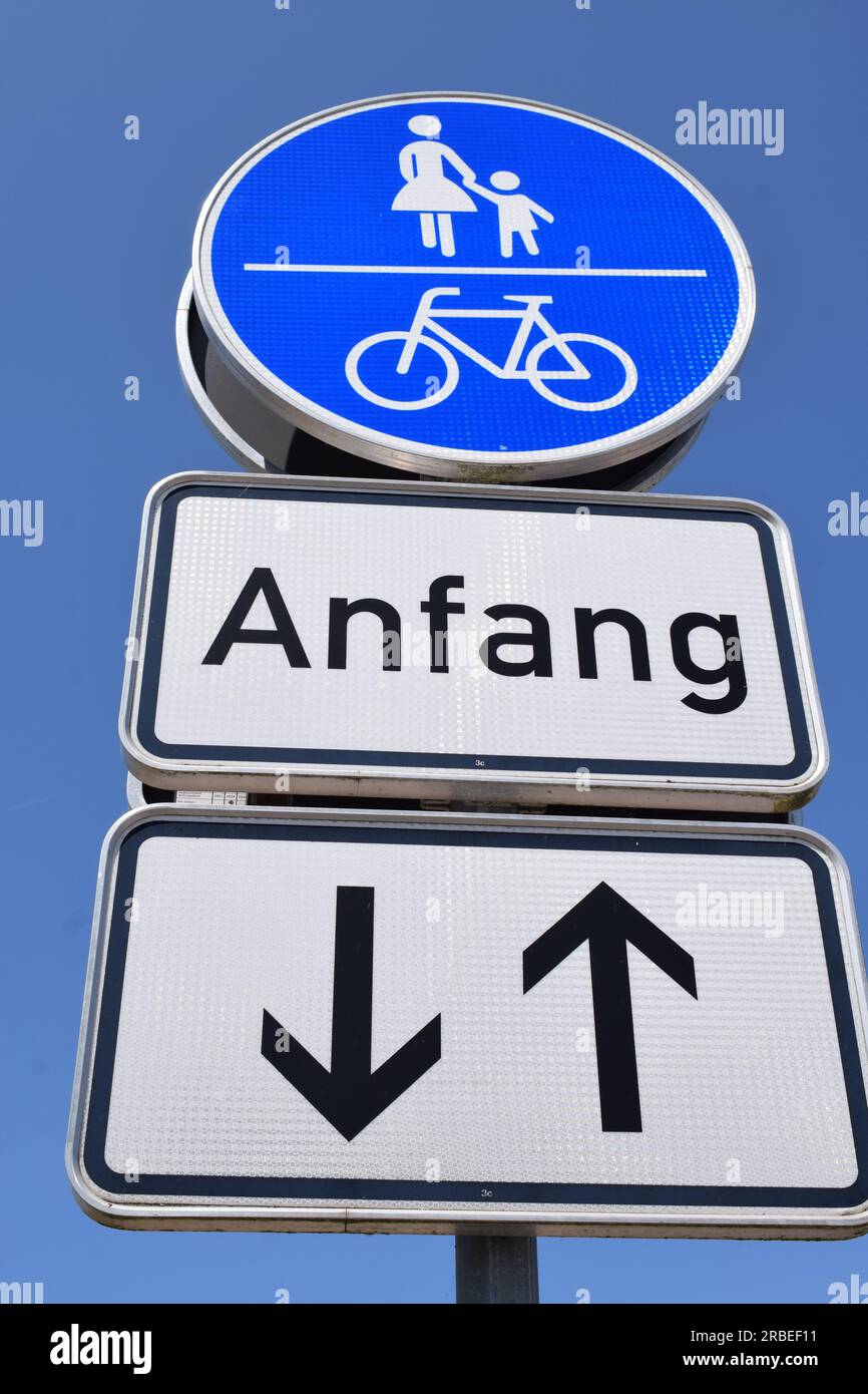 condividi il cartello per la pista ciclabile e pedonale Foto Stock