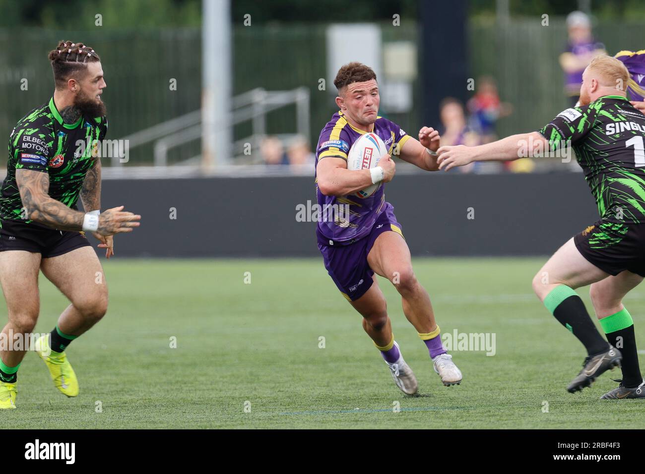 Newcastle, Regno Unito. 11 giugno 2023. Curtis Davies del Newcastle Thunder cerca un gap durante il match per il BETFRED Championship tra Newcastle Thunder e Whitehaven RLFC a Kingston Park, Newcastle, domenica 9 luglio 2023. (Foto: Chris Lishman | mi News) crediti: MI News & Sport /Alamy Live News Foto Stock