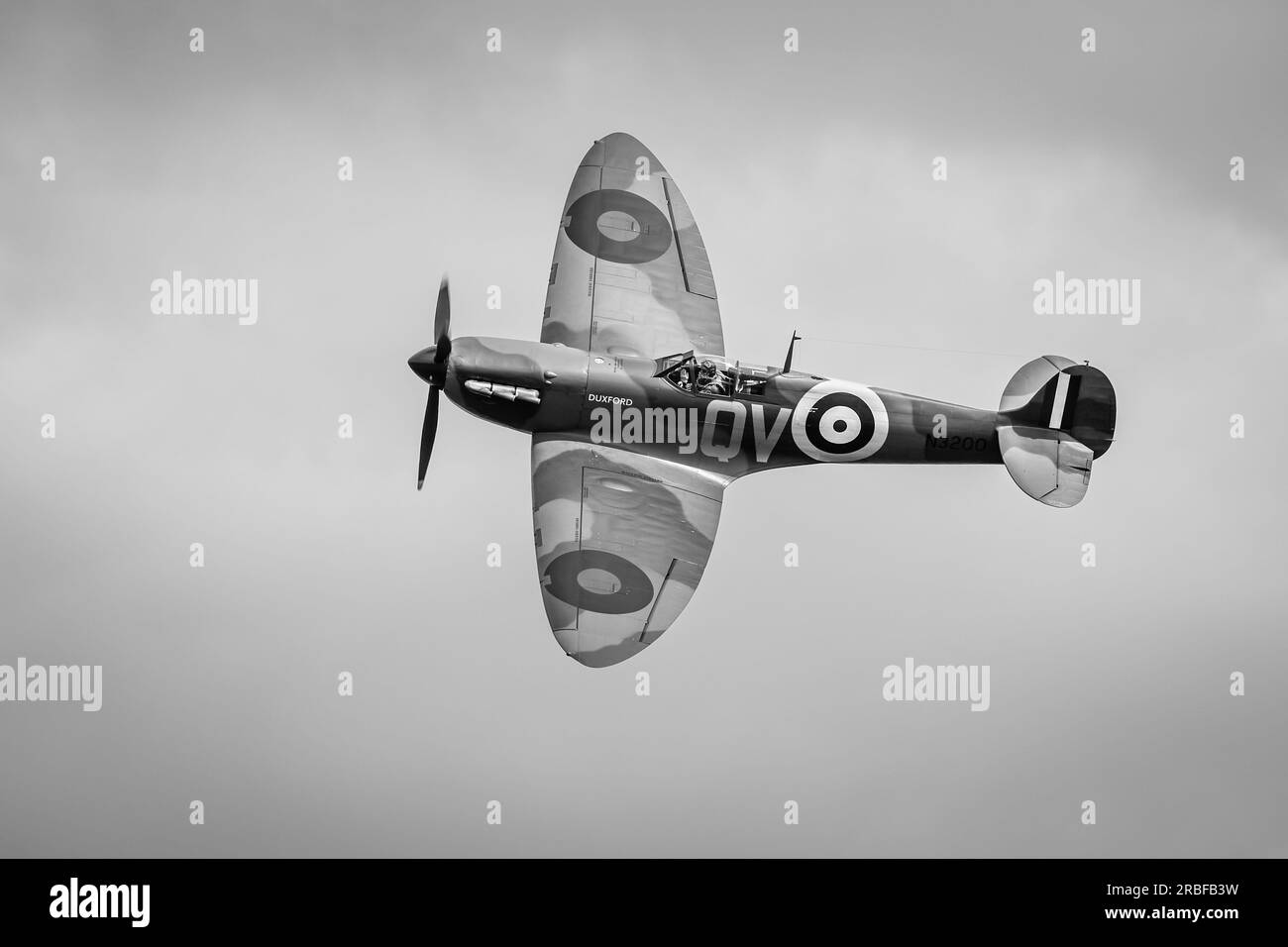 Supermarine Spitfire Mk1 «N3200» aviotrasportato allo Shuttleworth Military Airshow il 2 luglio 2023 Foto Stock