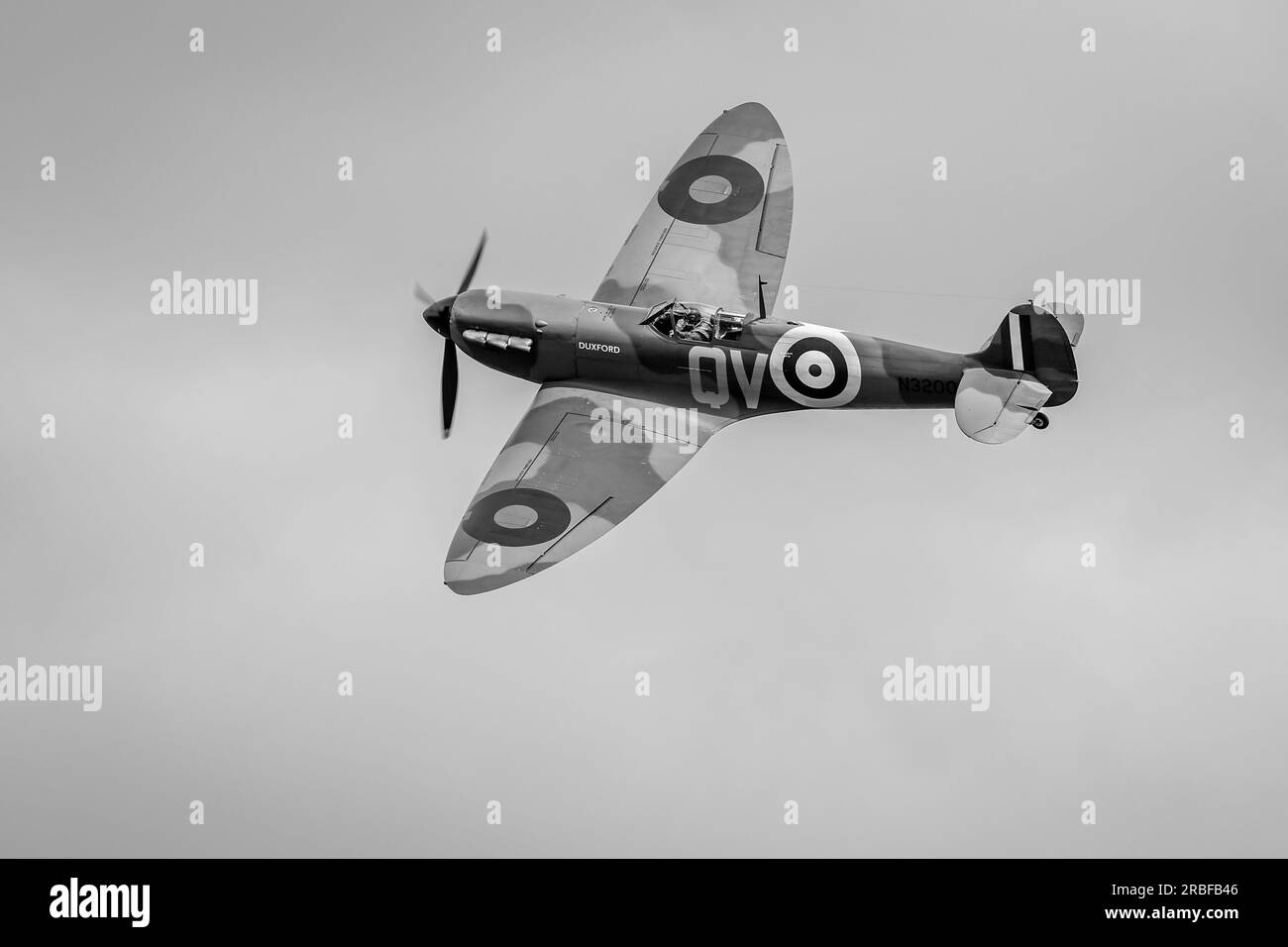 Supermarine Spitfire Mk1 «N3200» aviotrasportato allo Shuttleworth Military Airshow il 2 luglio 2023 Foto Stock