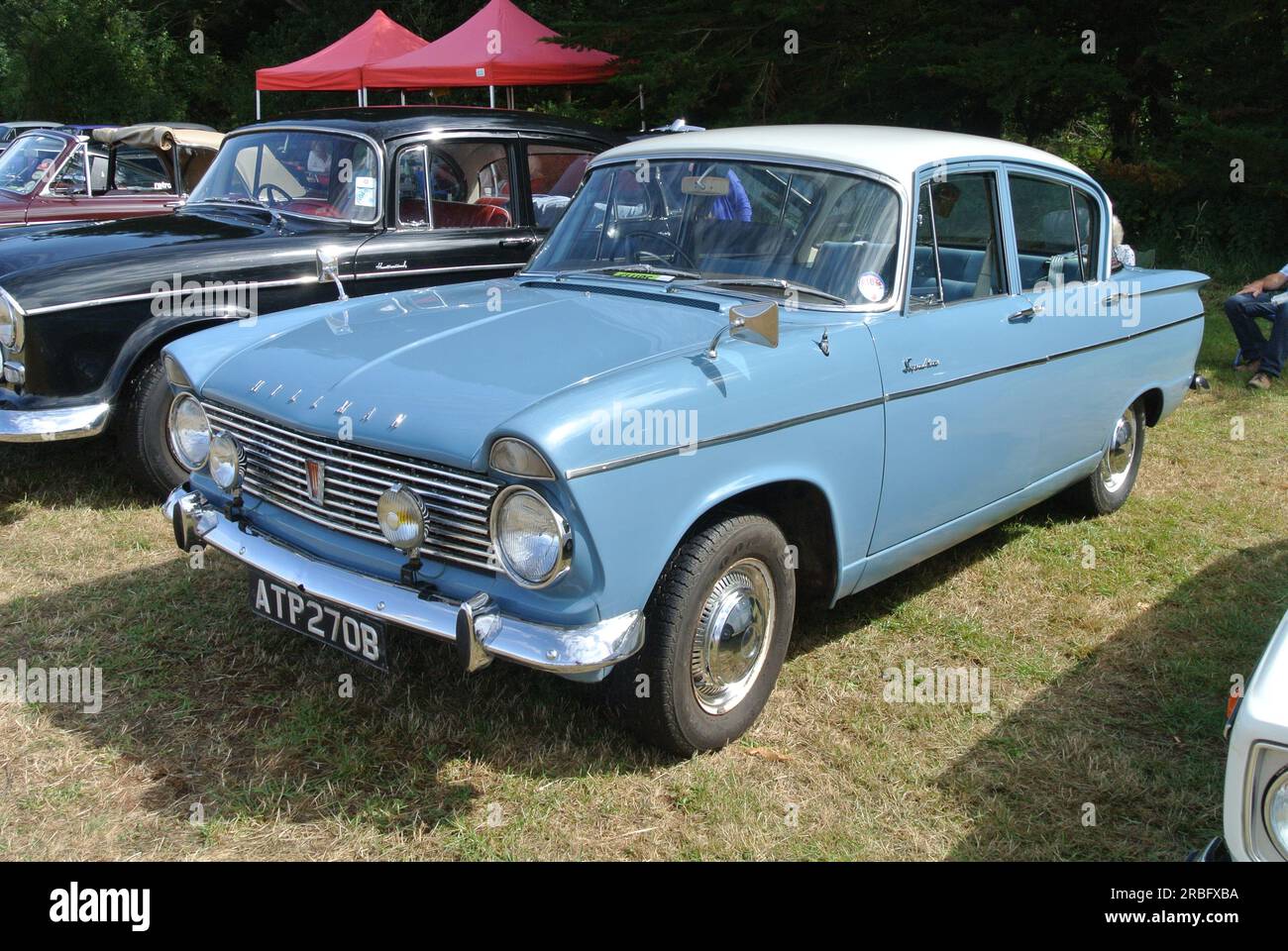Una Hillman Super Minx del 1964 parcheggiata in mostra al 48th Historic Vehicle Gathering, Powderham, Devon, Inghilterra, Regno Unito. Foto Stock