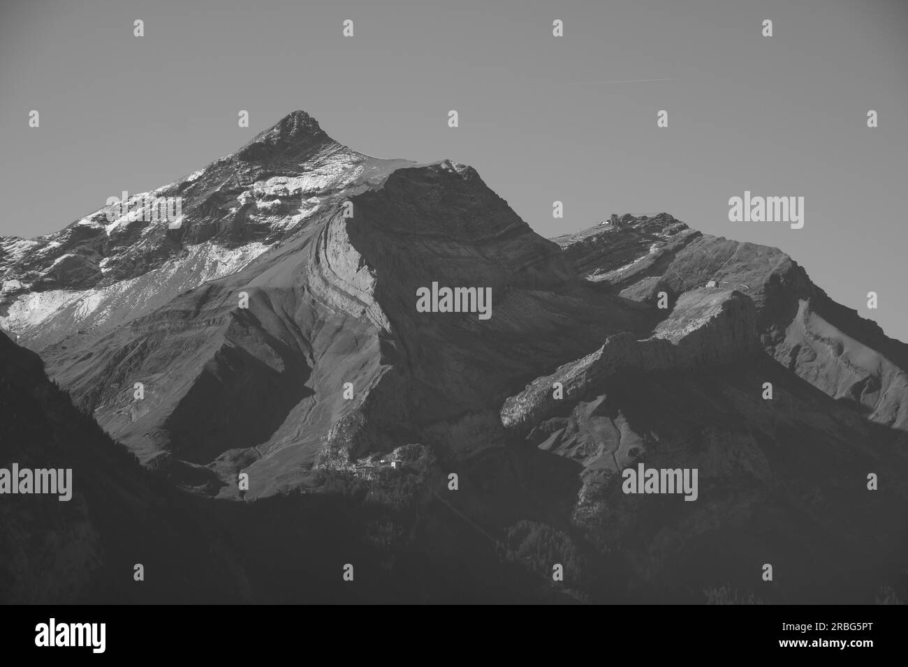 Immagine monocromatica del Monte Oldehore, Svizzera Foto Stock