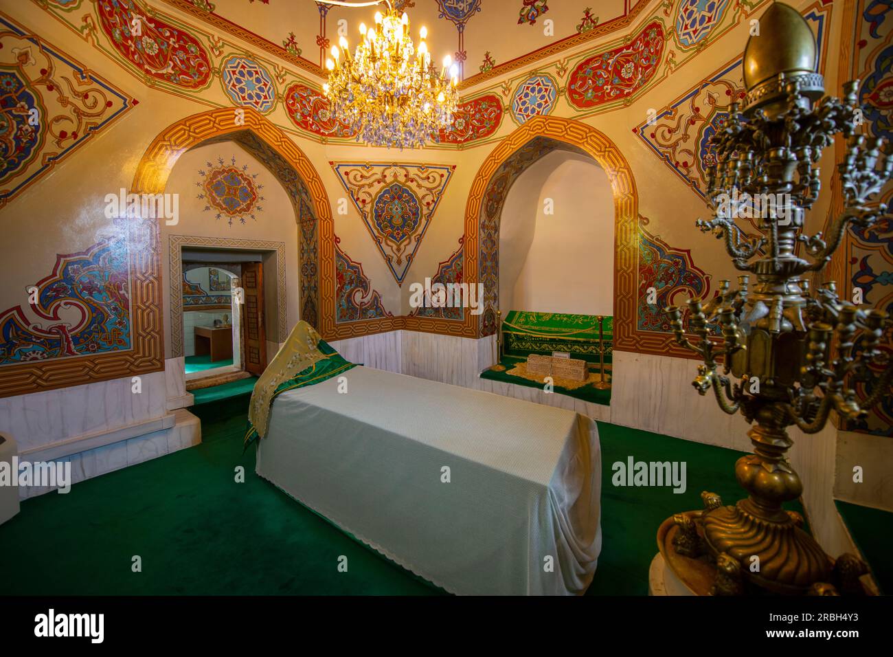 Tomba di Balim Sultan al complesso Haji Bektash veli. L'edificio è un monumento culturale islamico Alevi nel centro della città di Hacibektas, nella provincia di Nevsehir Foto Stock