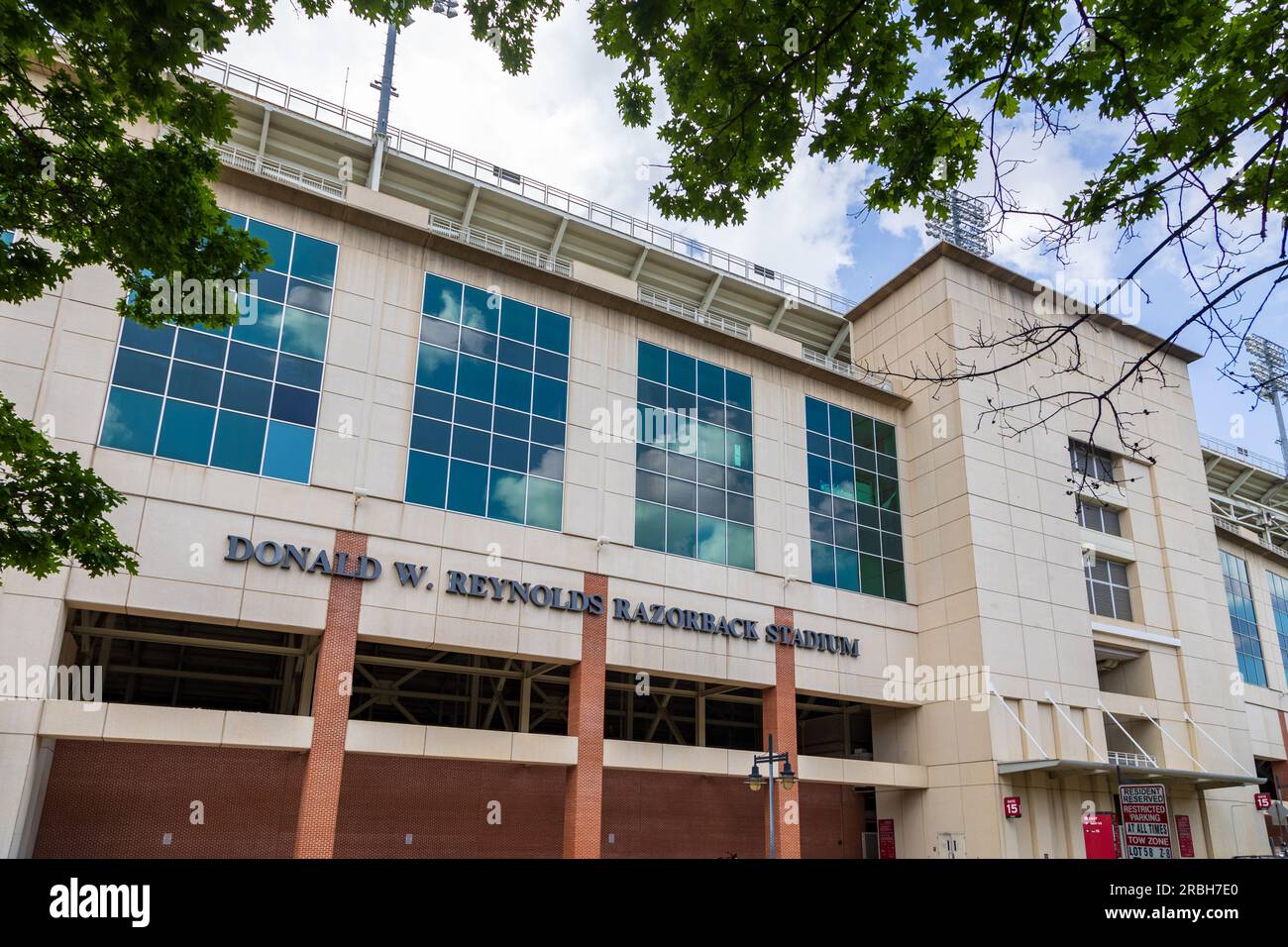 Fayetteville, Arkansas - 9 maggio 2023: Donald W. Reynolds Razorback Stadium, sede della University of Arkansas Football Foto Stock