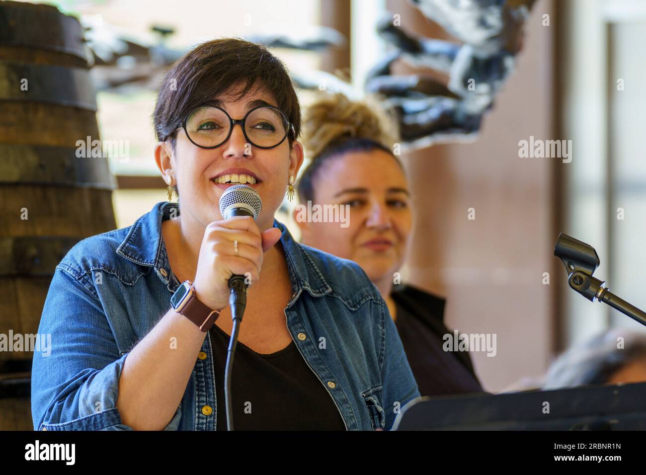 Natalia Tascon i Maria Magdalena Amengual. Cantante, calendari Folklòric de Rafel Ginard, Binisalem, Maiorca, Isole Baleari, Spagna. Foto Stock