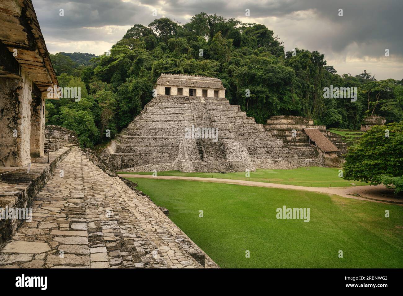Tempio delle iscrizioni (Templo de las Inscripciones), zona archeologica di Palenque, Maya Metropolis, Chiapas, Messico, Nord America, Latin Amer Foto Stock