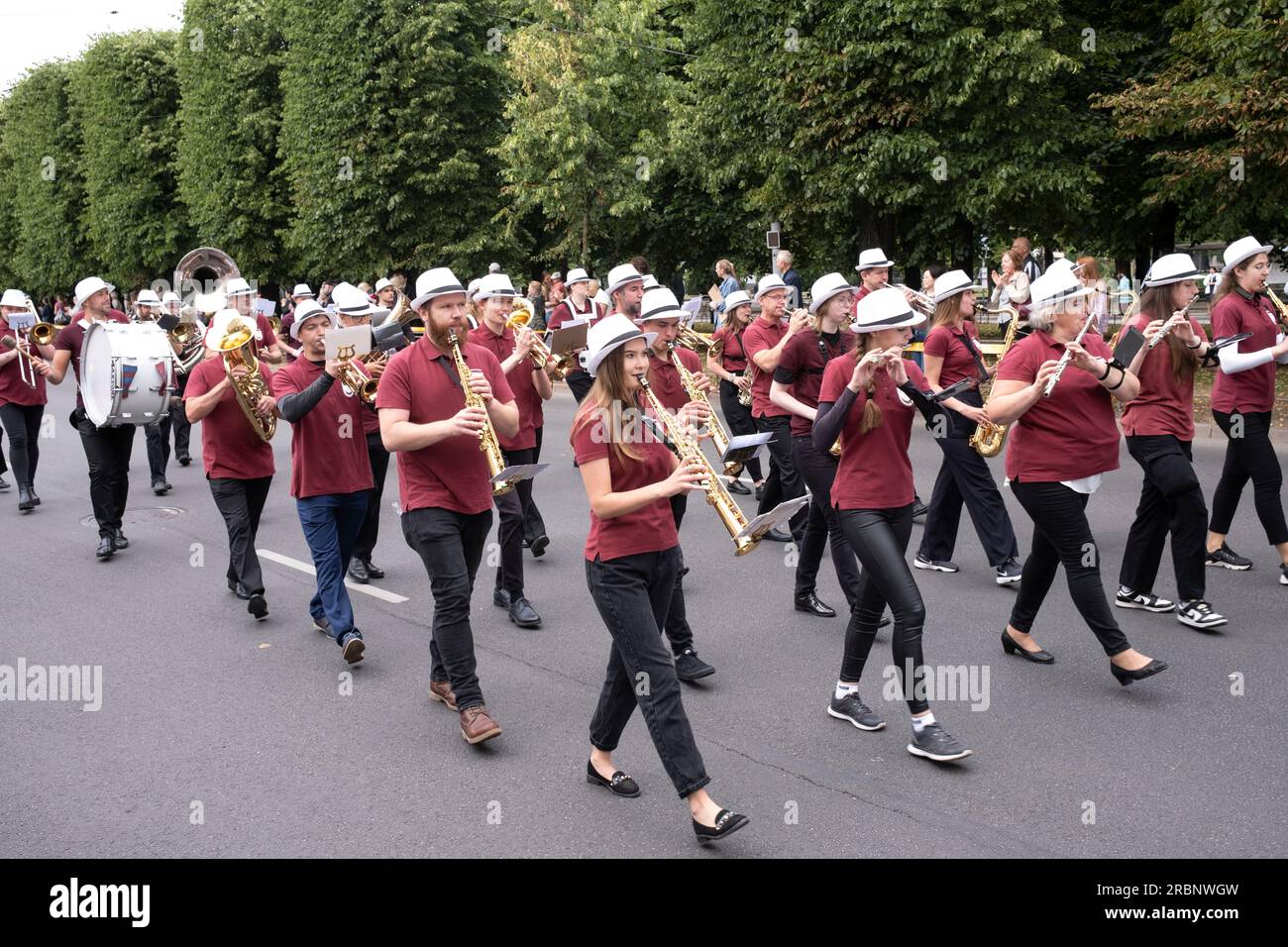 2023 Lettone Song and Dance Festival Parade, riga, Lettonia, 2 luglio 2023. Foto Stock