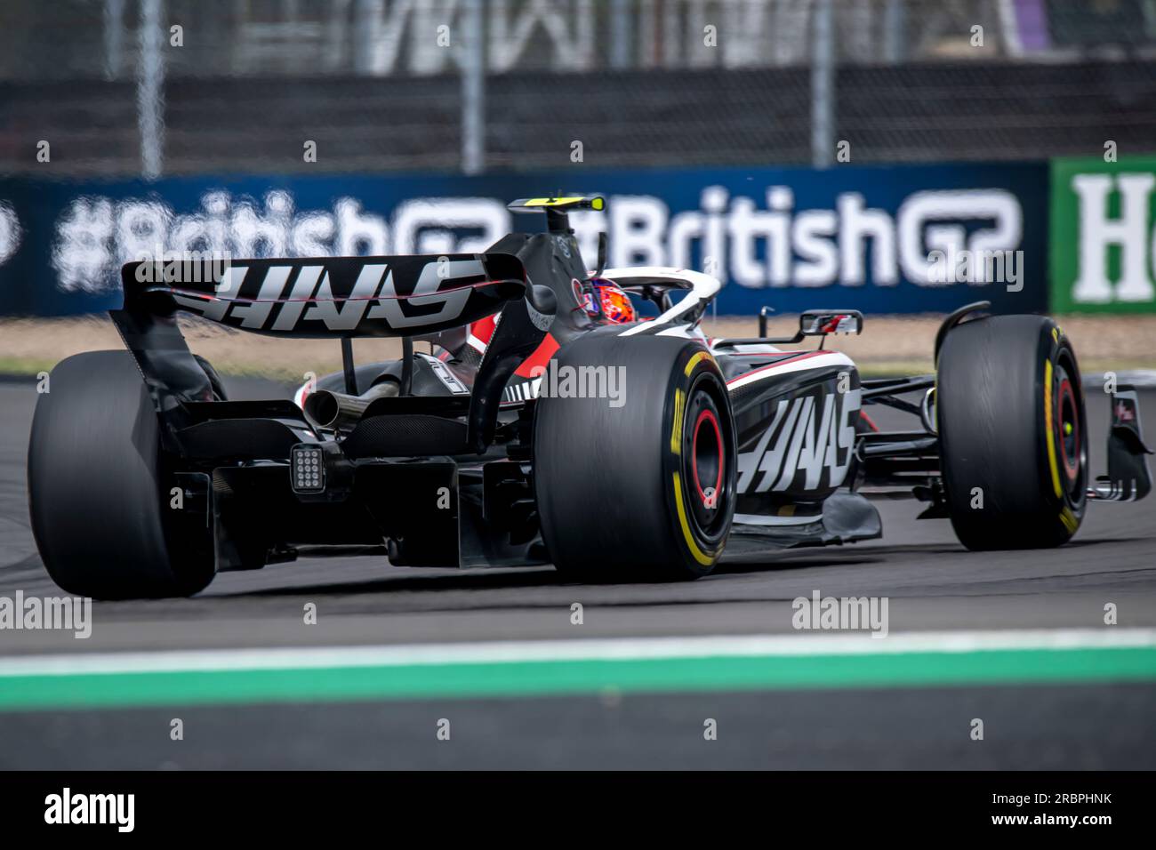 Silverstone, Regno Unito, luglio 09, Nico Hulkenberg, dalla Germania gareggia per Haas F1. Giornata di gara, 11° round del campionato di Formula 1 2023. Crediti: Michael Potts/Alamy Live News Foto Stock