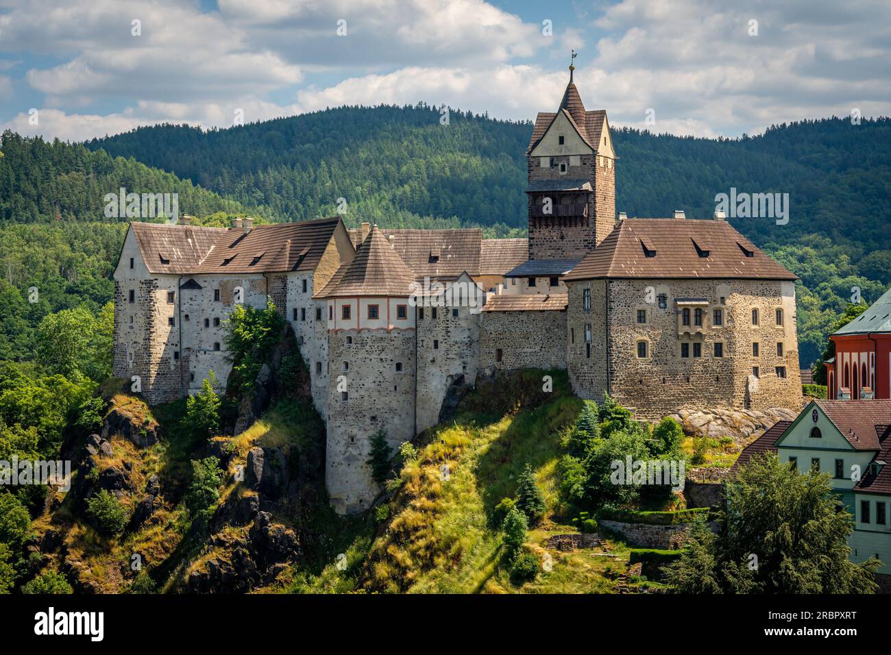 Castello di Loket, un castello gotico del XII secolo nella regione di Karlovy Vary, Repubblica Ceca Foto Stock
