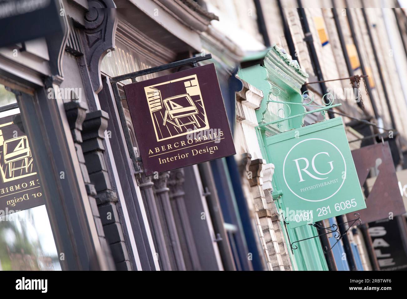Negozi su Clayton Road, Jesmond Foto Stock
