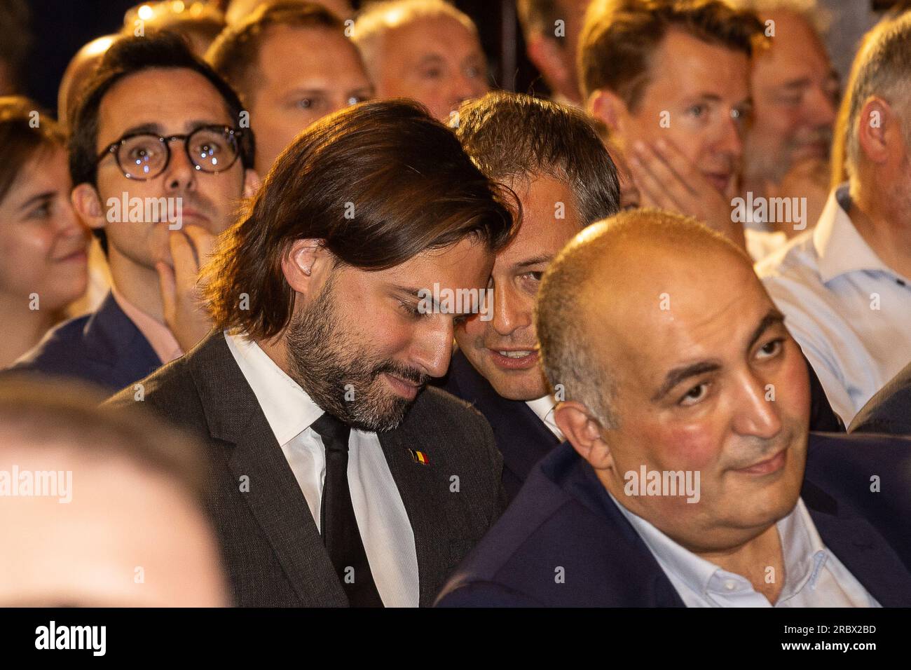 Bruxelles, Belgio. 11 luglio 2023. IL presidente Georges-Louis Bouchez e il presidente dell'Open Vld Egbert Lachaert sono stati fotografati durante un ricevimento al municipio di Bruxelles, parte delle celebrazioni in occasione della festa regionale fiamminga, martedì 11 luglio 2023. BELGA PHOTO JAMES ARTHUR GEKIERE Credit: Belga News Agency/Alamy Live News Foto Stock