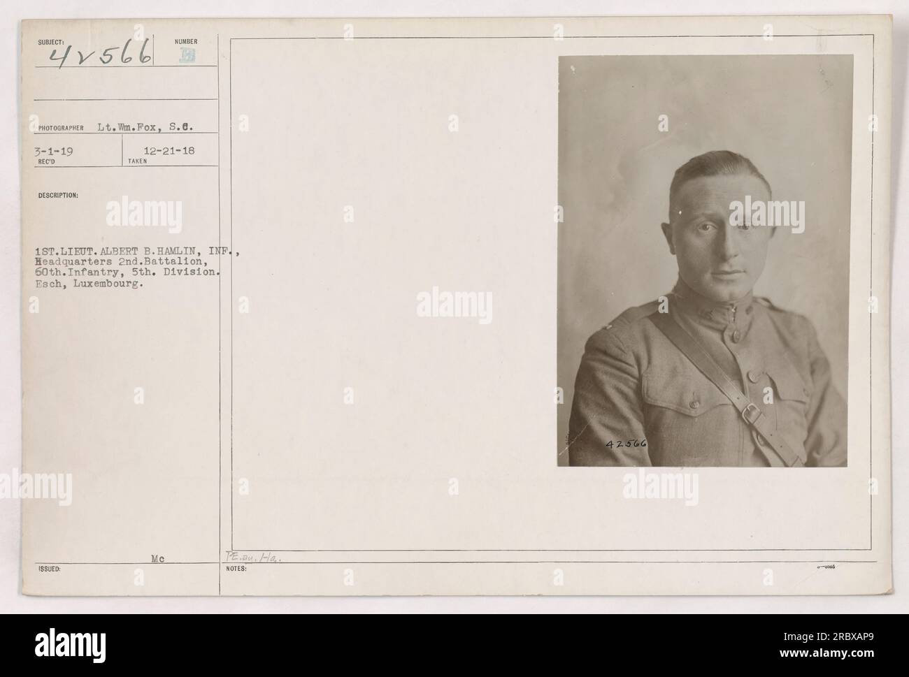 Il primo tenente Albert B. Hamlin della 60th Infantry, 5th Division, è raffigurato a Esch, Lussemburgo, in questa fotografia scattata dal tenente WN. Fox il 3 gennaio 1919. La fotografia è numerata 41566 ed è stata pubblicata il 21 dicembre 1918. Foto Stock