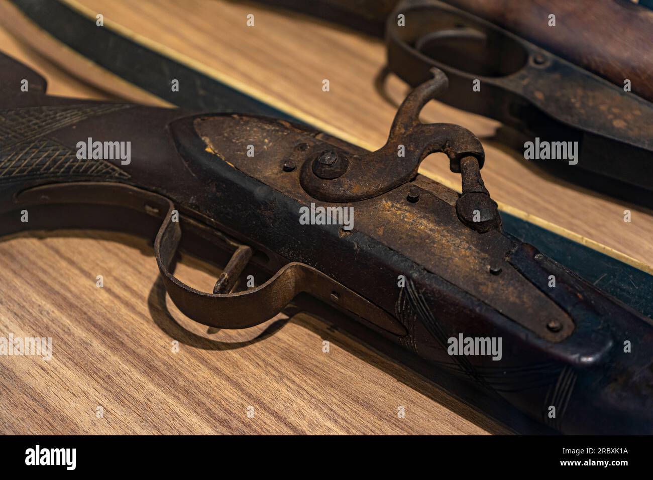 Primo piano della pistola vintage Flintlock. Foto Stock