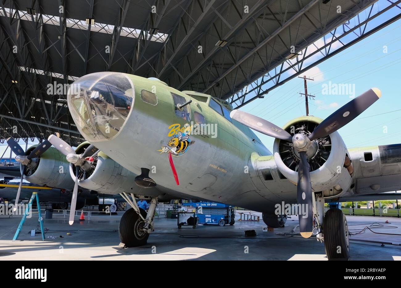 Boeing B-17F Flying Fortress 42-29782 bombardiere a lungo raggio della ...