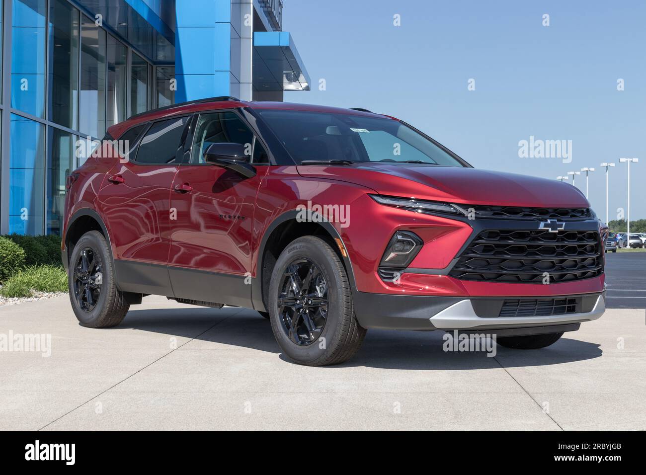 Muncie - 10 luglio 2023: Mostra Chevrolet Blazer presso una concessionaria. Chevy offre la Blazer nei modelli 2LT, 3LT e RS. Foto Stock