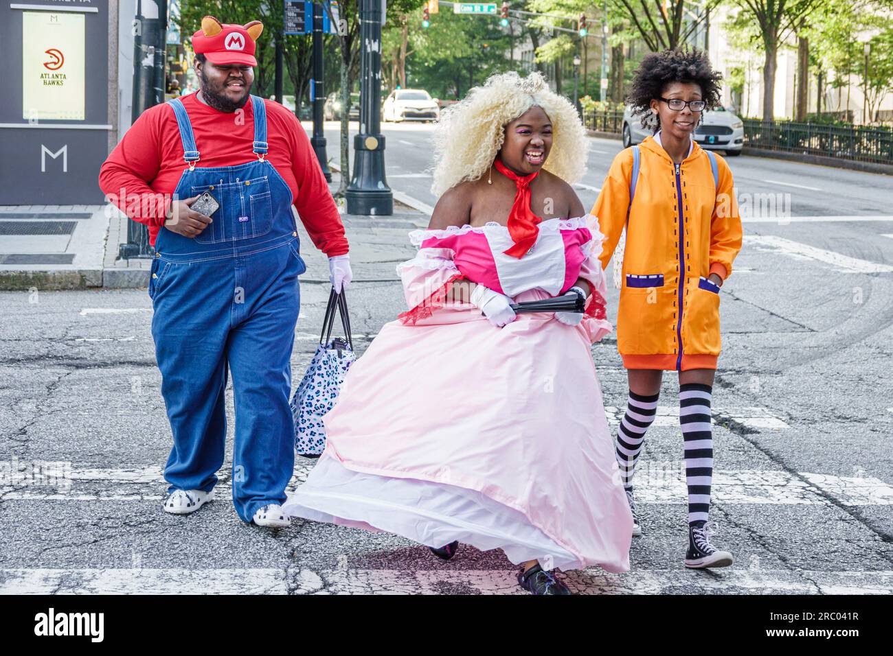 Atlanta Georgia, donne afro-americane nere che indossano costumi anime cosplay partecipanti Foto Stock