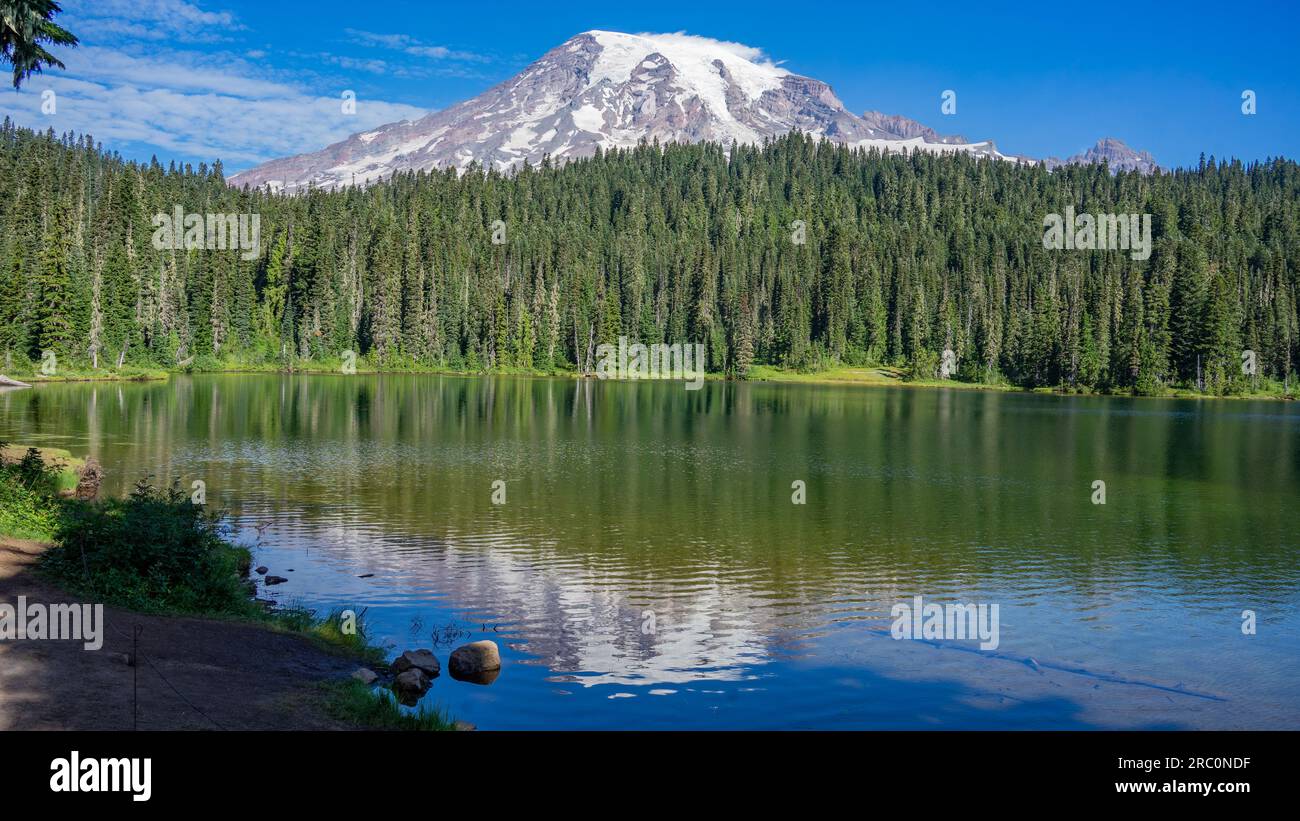 Mount Rainier e Reflection Lakes | Mount Rainier National Park, Washington, USA Foto Stock