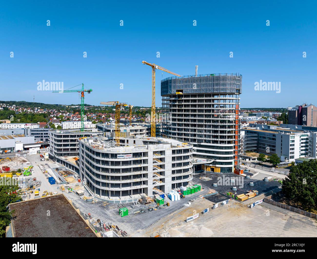 Allianz Park cantiere, conchiglia con gru, il gruppo assicurativo vuole fondere le precedenti sedi di Stoccarda qui, Vaihingen, Stoccarda Foto Stock
