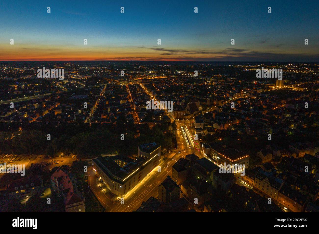Bel calar della notte su Augusta, vista sul quartiere chiamato Oberhausen Foto Stock