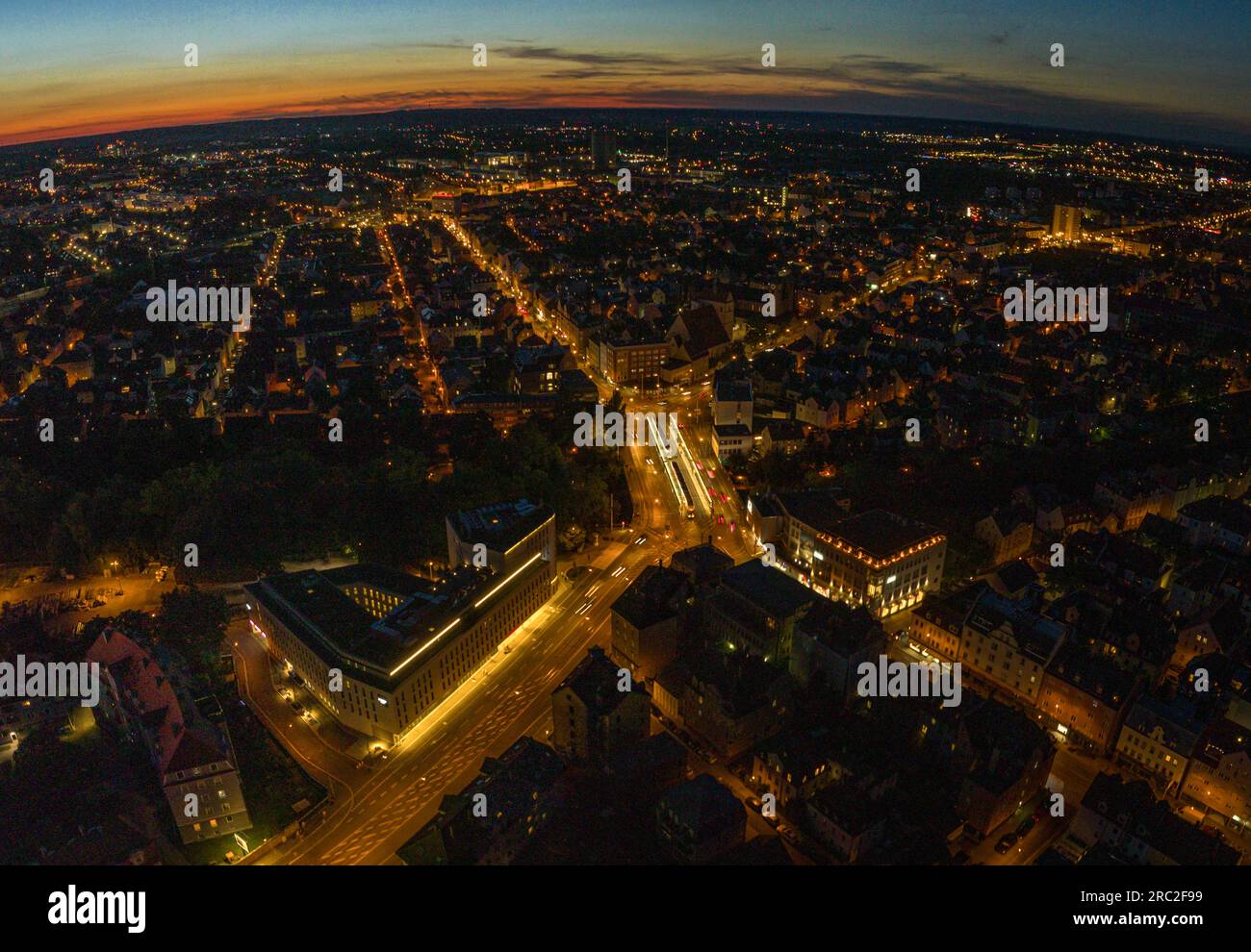 Bel calar della notte su Augusta, vista sul quartiere chiamato Oberhausen Foto Stock