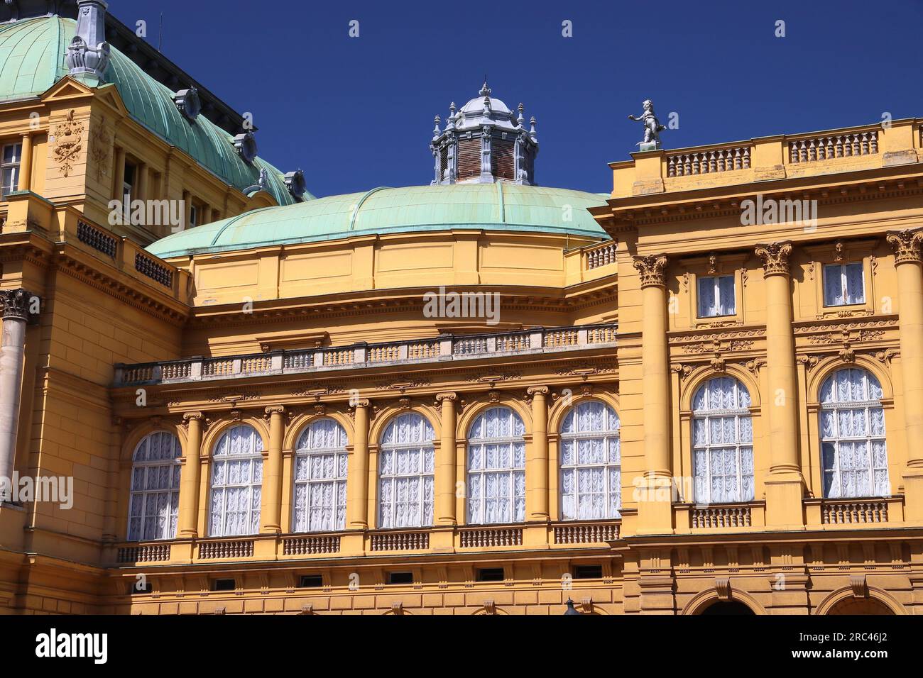 Zagabria, Croazia. Teatro Nazionale Croato (Hrvatsko narodno kazaliste) a Zagabria. Foto Stock