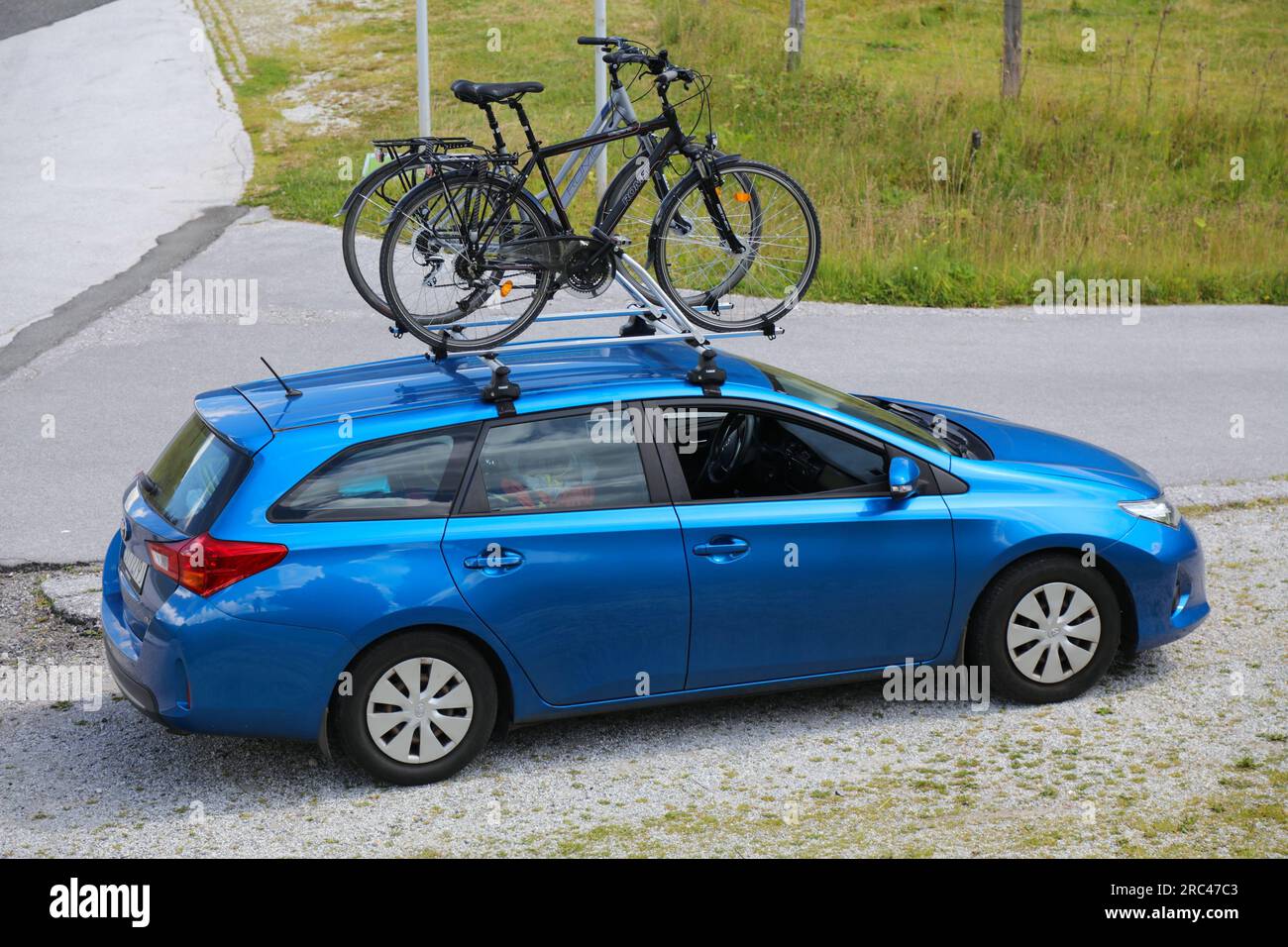 Portabici thule immagini e fotografie stock ad alta risoluzione - Alamy