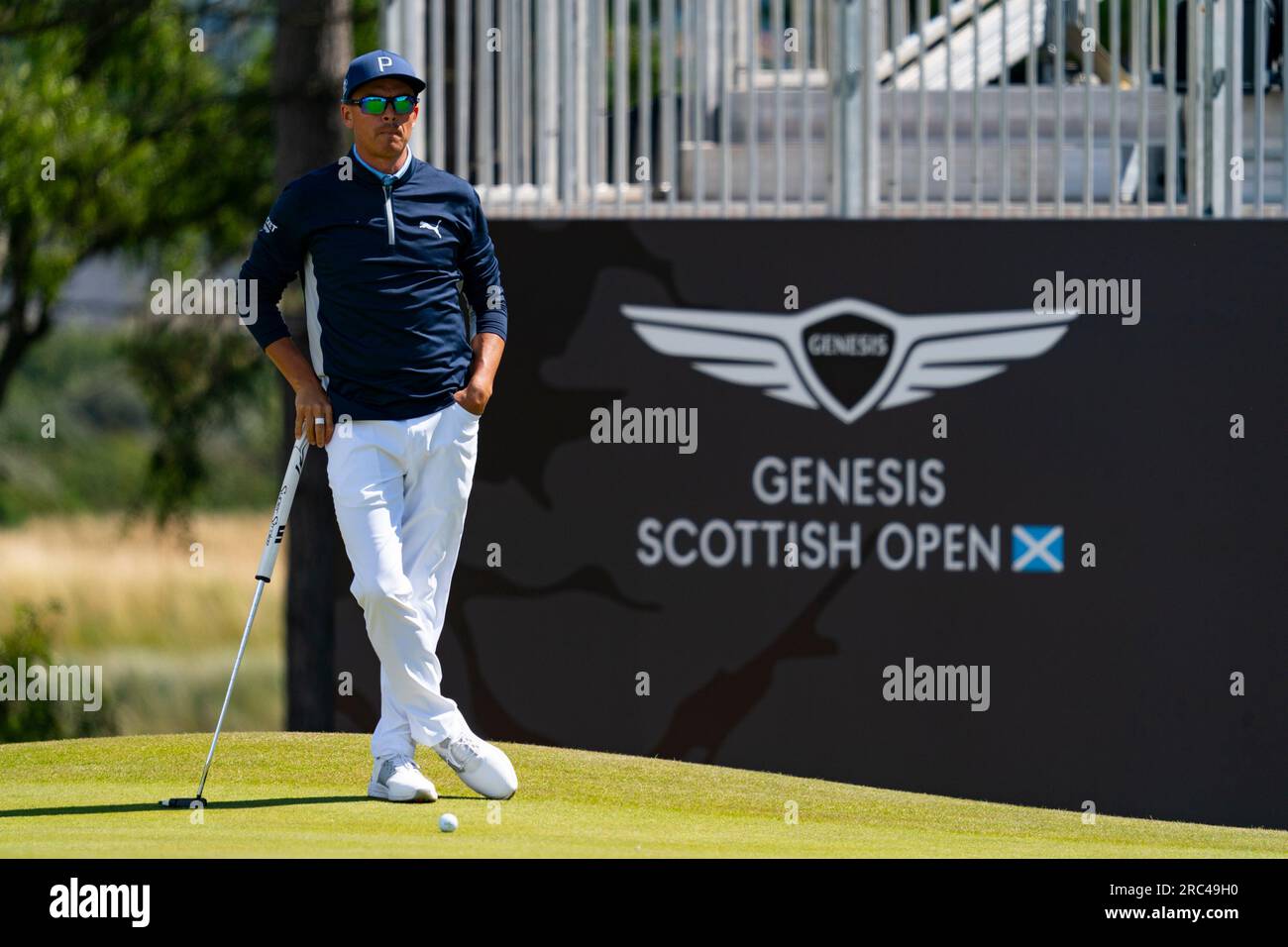 North Berwick, East Lothian, Scozia, Regno Unito. 12 luglio 2023. Rickie Fowler al diciassettesimo green al Genesis Scottish Open al Renaissance Club di North Berwick. Iain Masterton/Alamy Live News Foto Stock