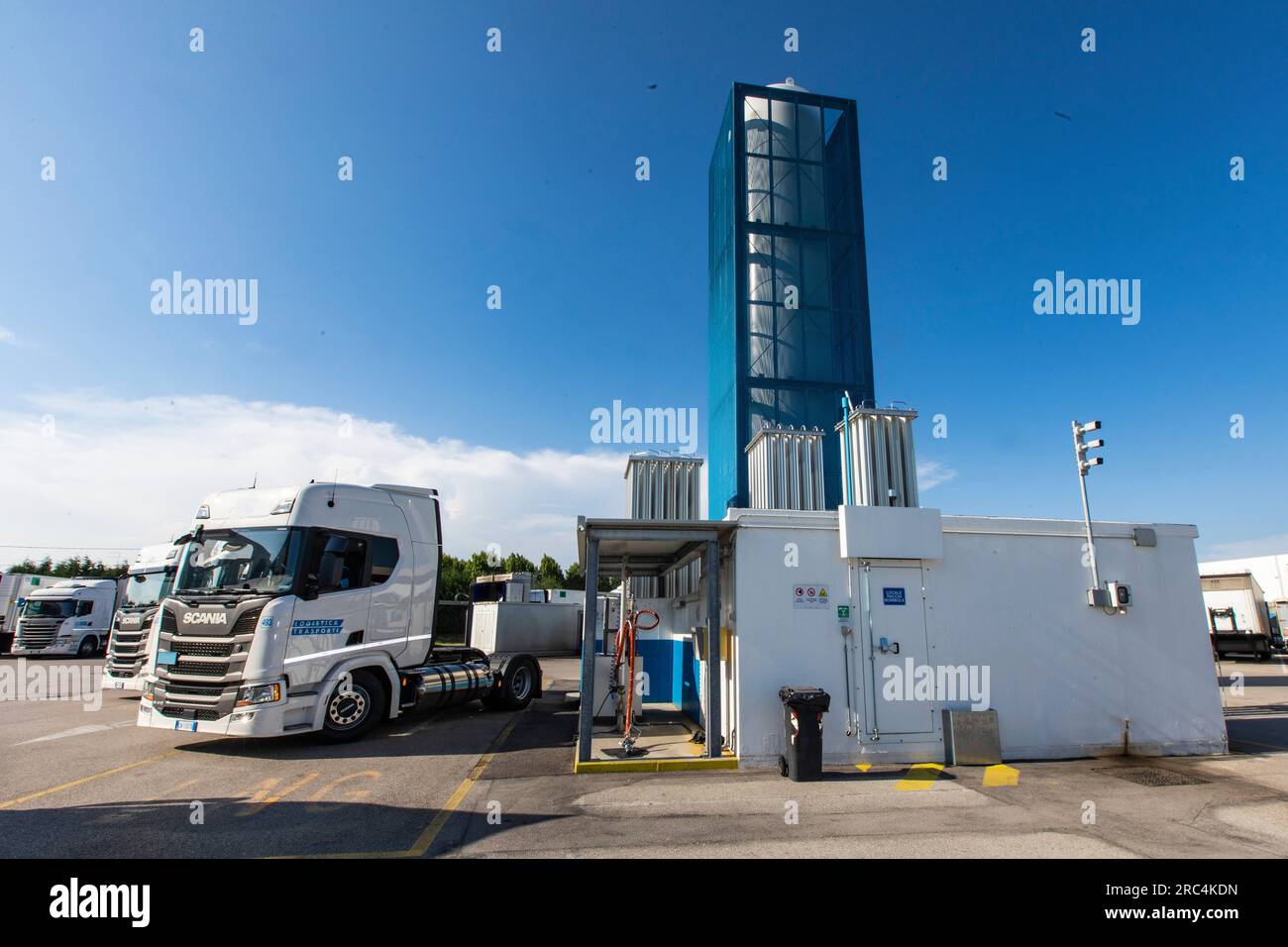 distributore gnl della pompa del gas del carrello Foto Stock