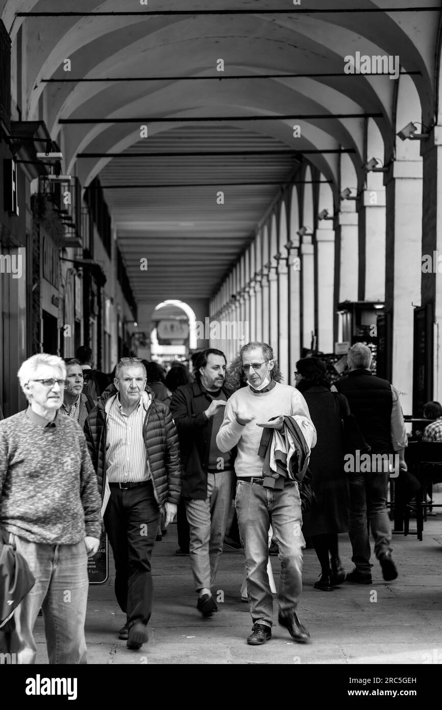 Torino, Italia - 27 marzo 2022: Street view e architettura a Torino, capitale del Piemonte. Foto Stock