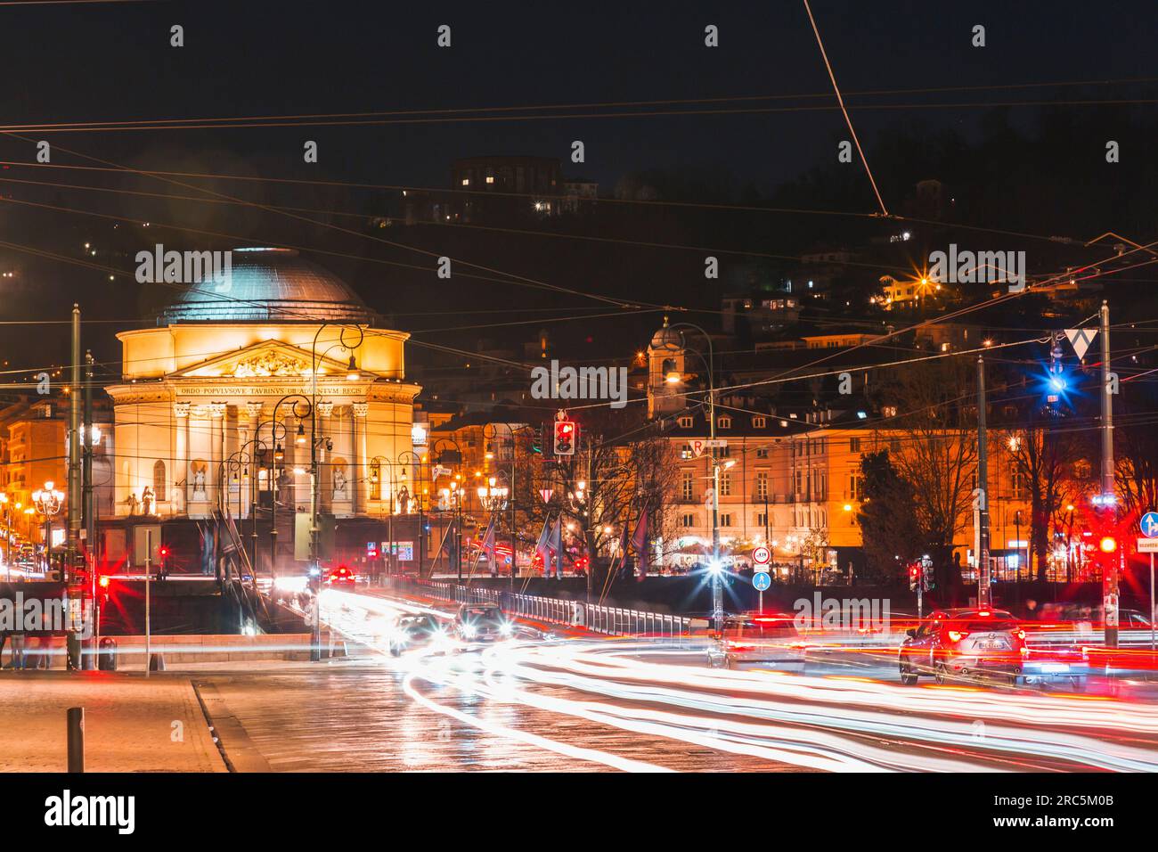 Torino - 27 marzo 2022: La chiesa della Gran madre di Dio è una chiesa in stile neoclassico situata sulla riva occidentale del fiume po, di fronte al po Foto Stock