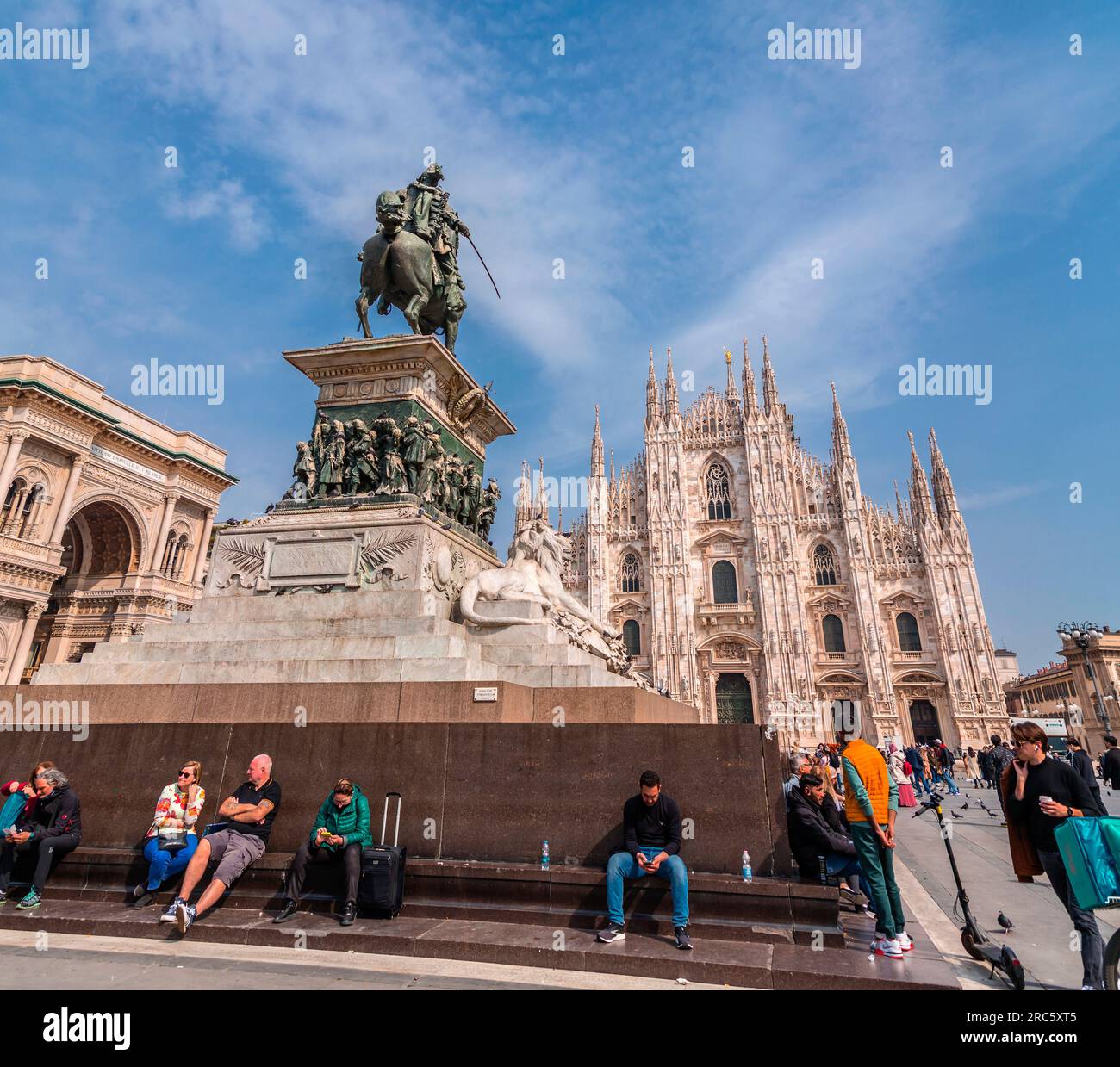 Milano, Italia-29 marzo 2022: La Cattedrale di Milano (in italiano: Duomo di Milano, in Lombardia: Domm de Milan, o Cattedrale metropolitana-Basilica della Natività) Foto Stock