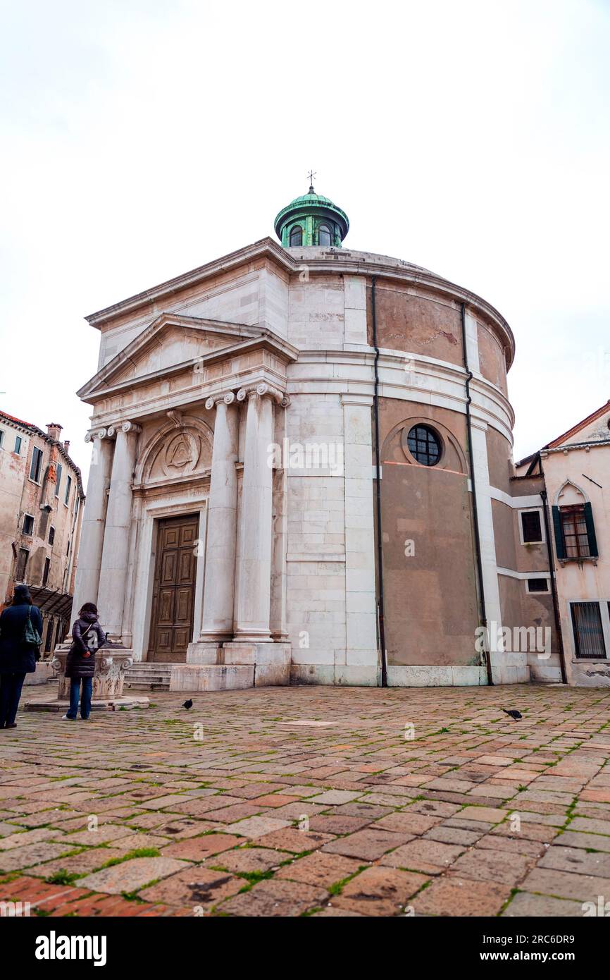 Venezia - 2 aprile 2022: Santa Maria Maddalena in Cannaregio, o la Maddalena è una chiesa a Venezia, Italia, nel sestiere di Cannaregio. Foto Stock