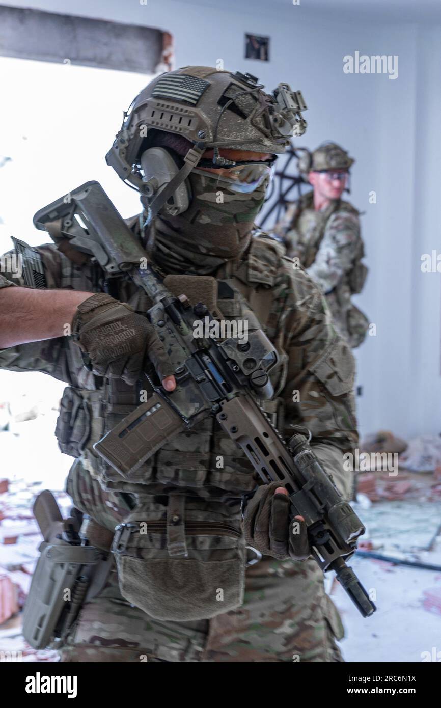 Spanish special forces command immagini e fotografie stock ad alta  risoluzione - Alamy