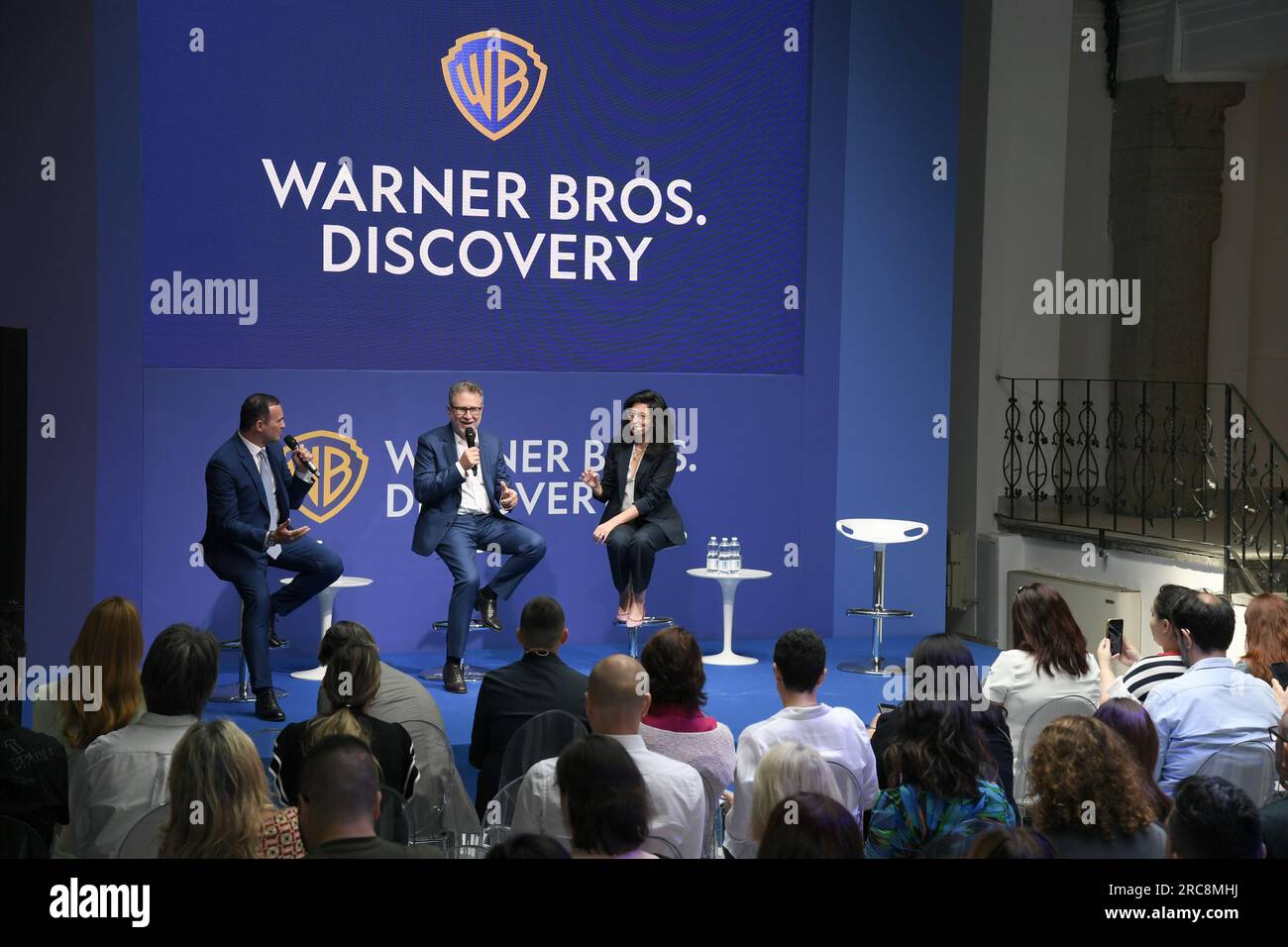 Milano, Italia. 13 luglio 2023. Milano, presentazione di 2023/2024 orari Warner Bros - Discovery - Fabio Fazio, Laura Carafoli, Alessandro Araimo Credit: Independent Photo Agency/Alamy Live News Foto Stock